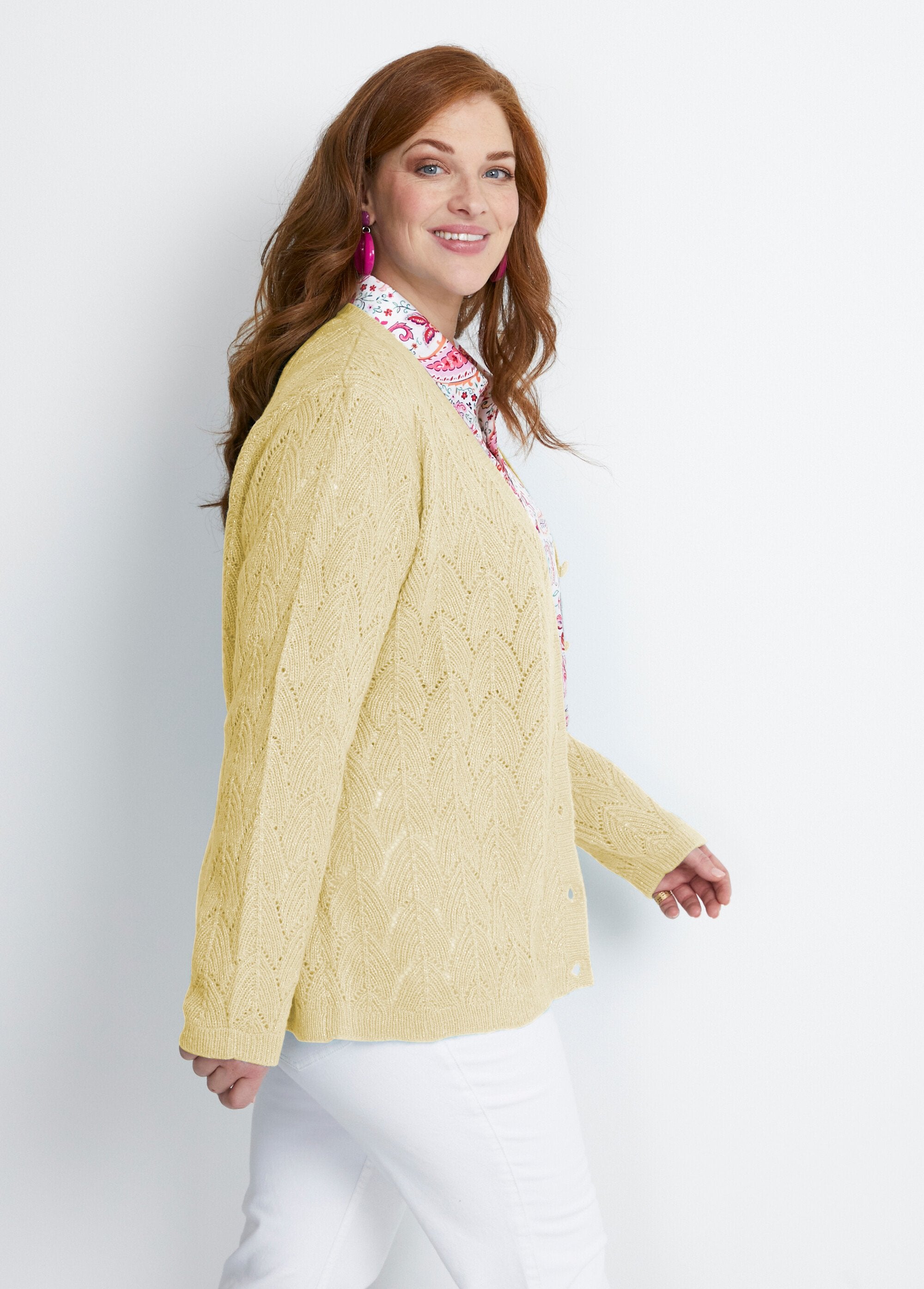 Gilet_abbottonato_in_fibre_riciclate_Vanille_DR1_curvy