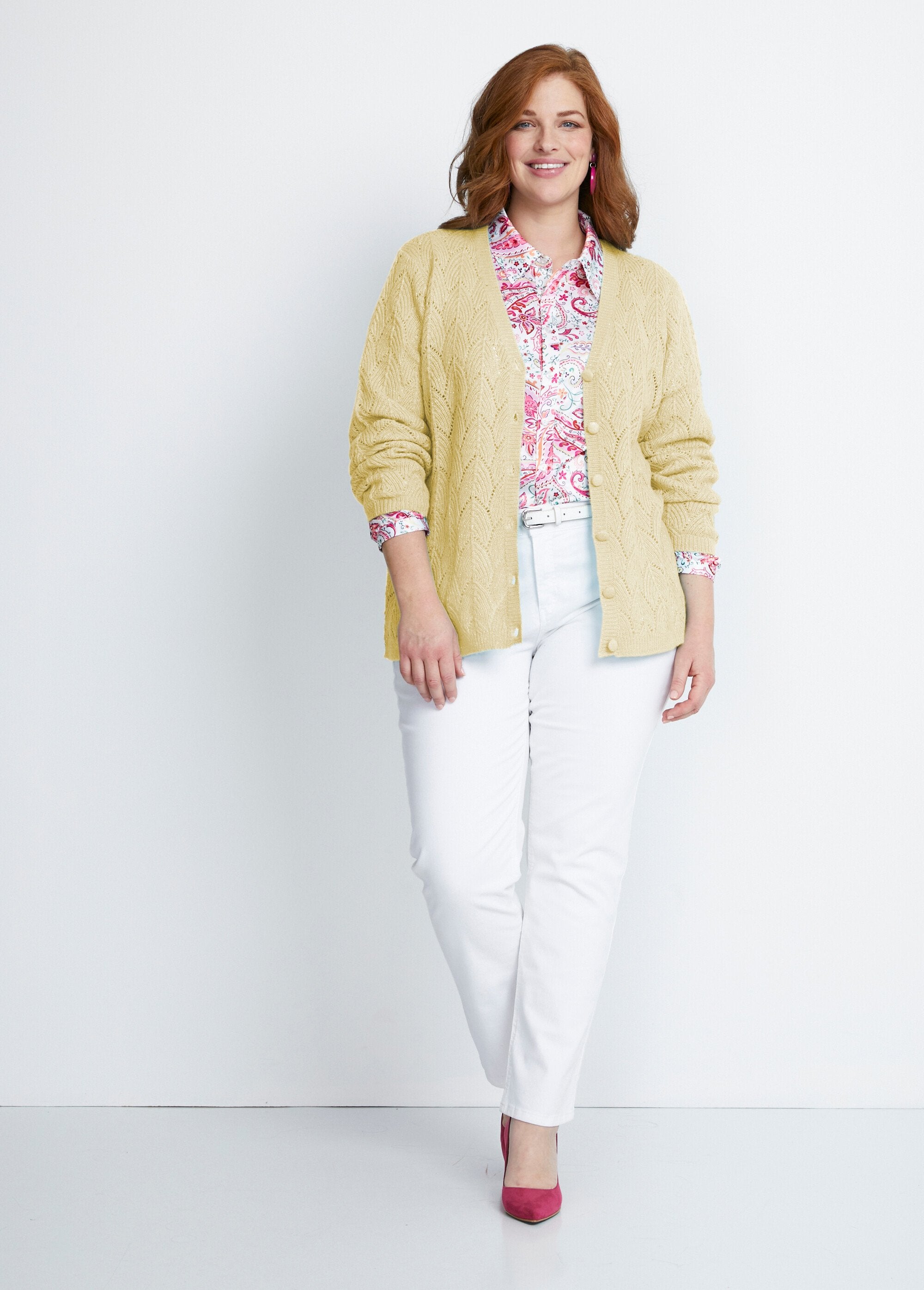 Gilet_abbottonato_in_fibre_riciclate_Vanille_SF1_curvy