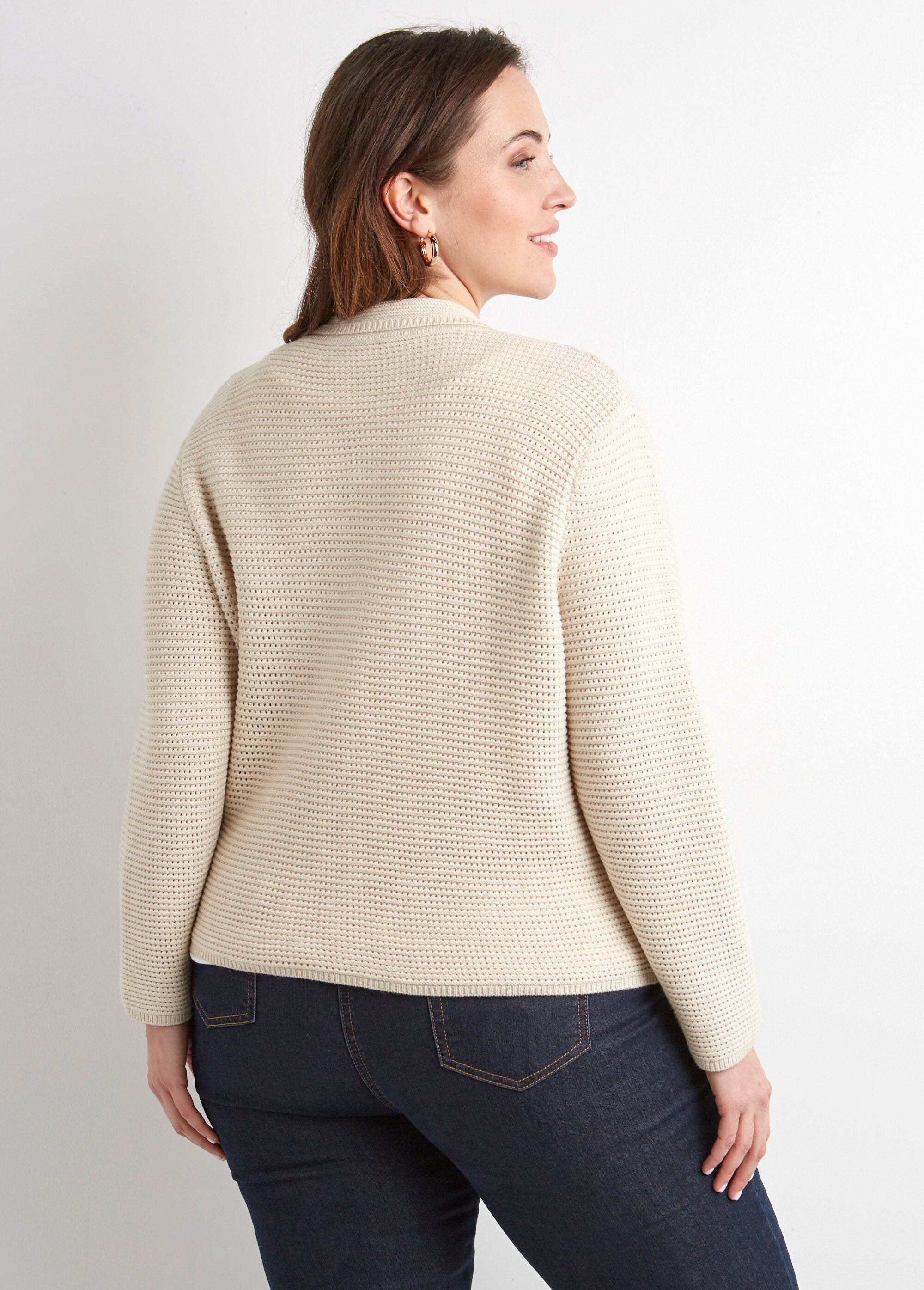 Cardigan_tinta_unita_abbottonato_con_colletto_a_maniche_lunghe_Beige_DO1_curvy
