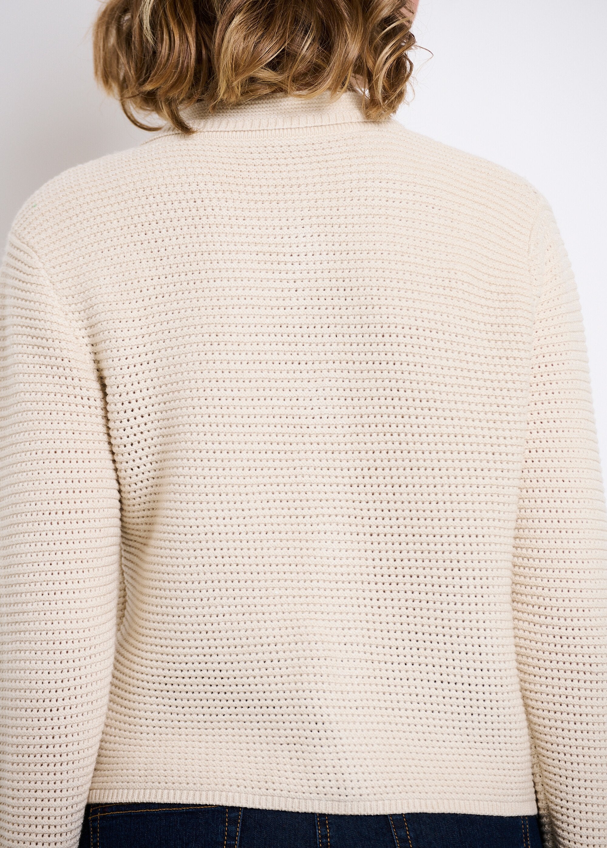 Cardigan_tinta_unita_abbottonato_con_colletto_a_maniche_lunghe_Beige_DO2_slim