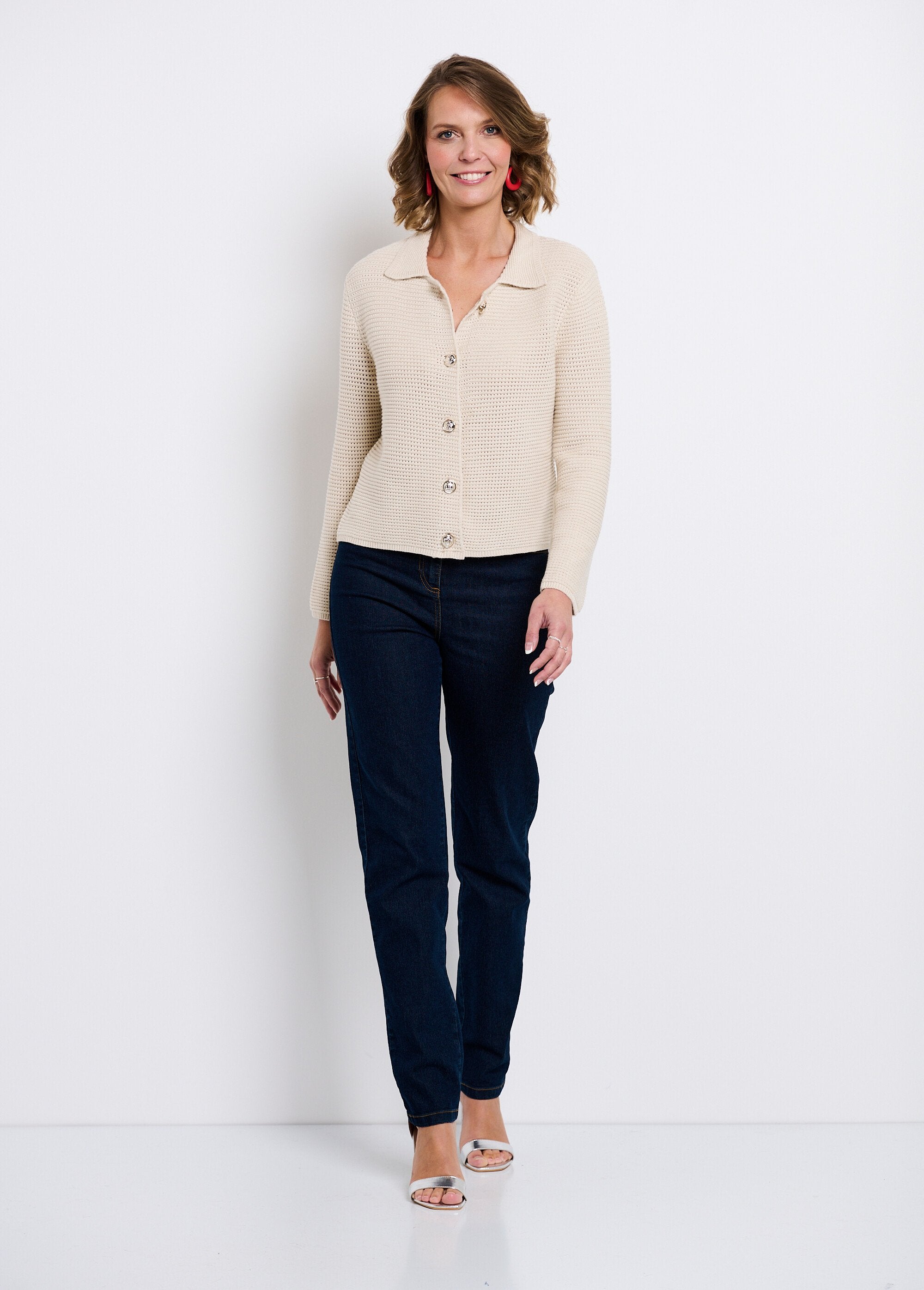 Cardigan_tinta_unita_abbottonato_con_colletto_a_maniche_lunghe_Beige_SF1_slim