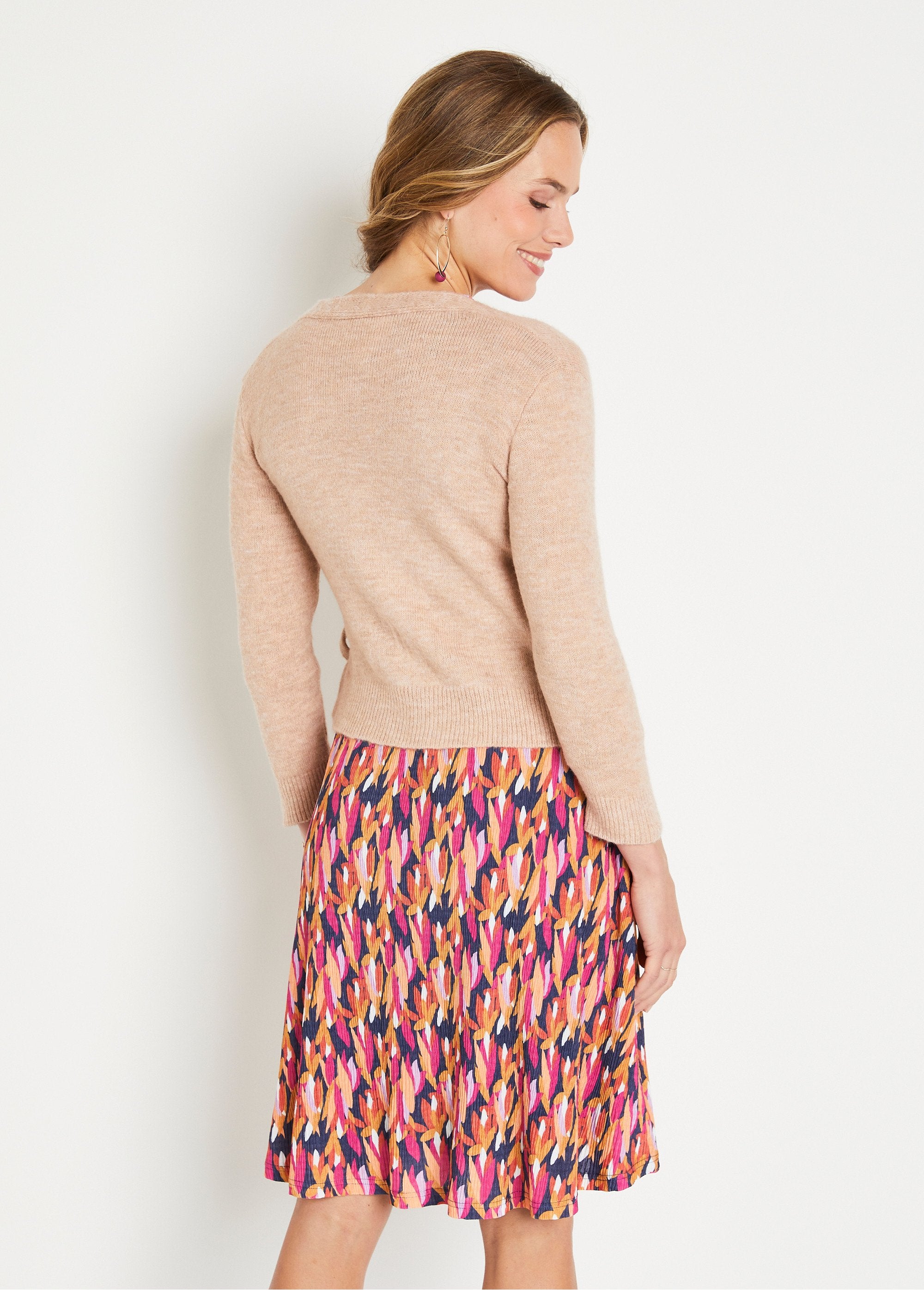 Cardigan_corto_avvolgente_in_maglia_muschiata_Beige_DO1_slim