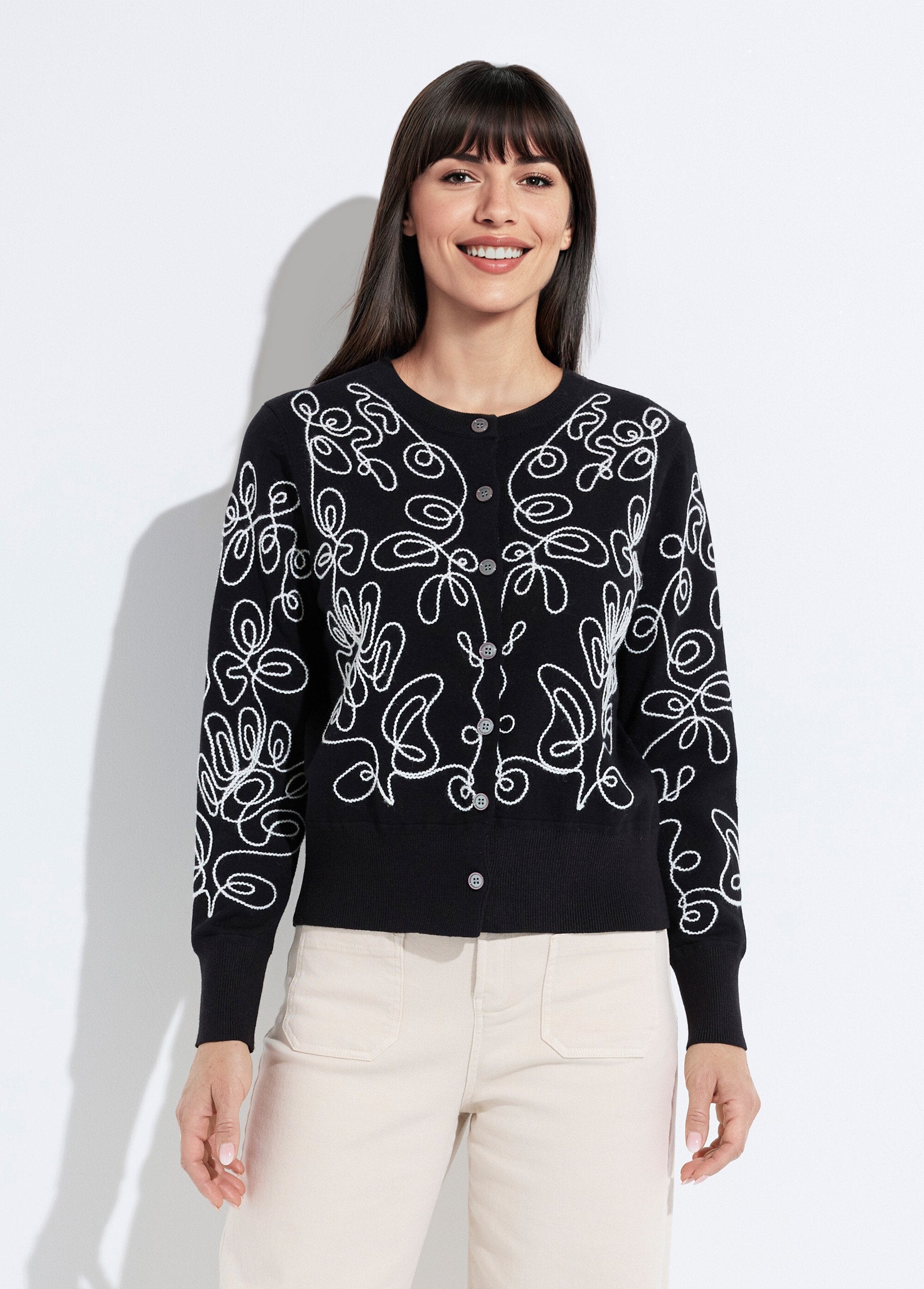 Cardigan_ricamato_con_bottoni_Noir_et_ecru_FA1_slim