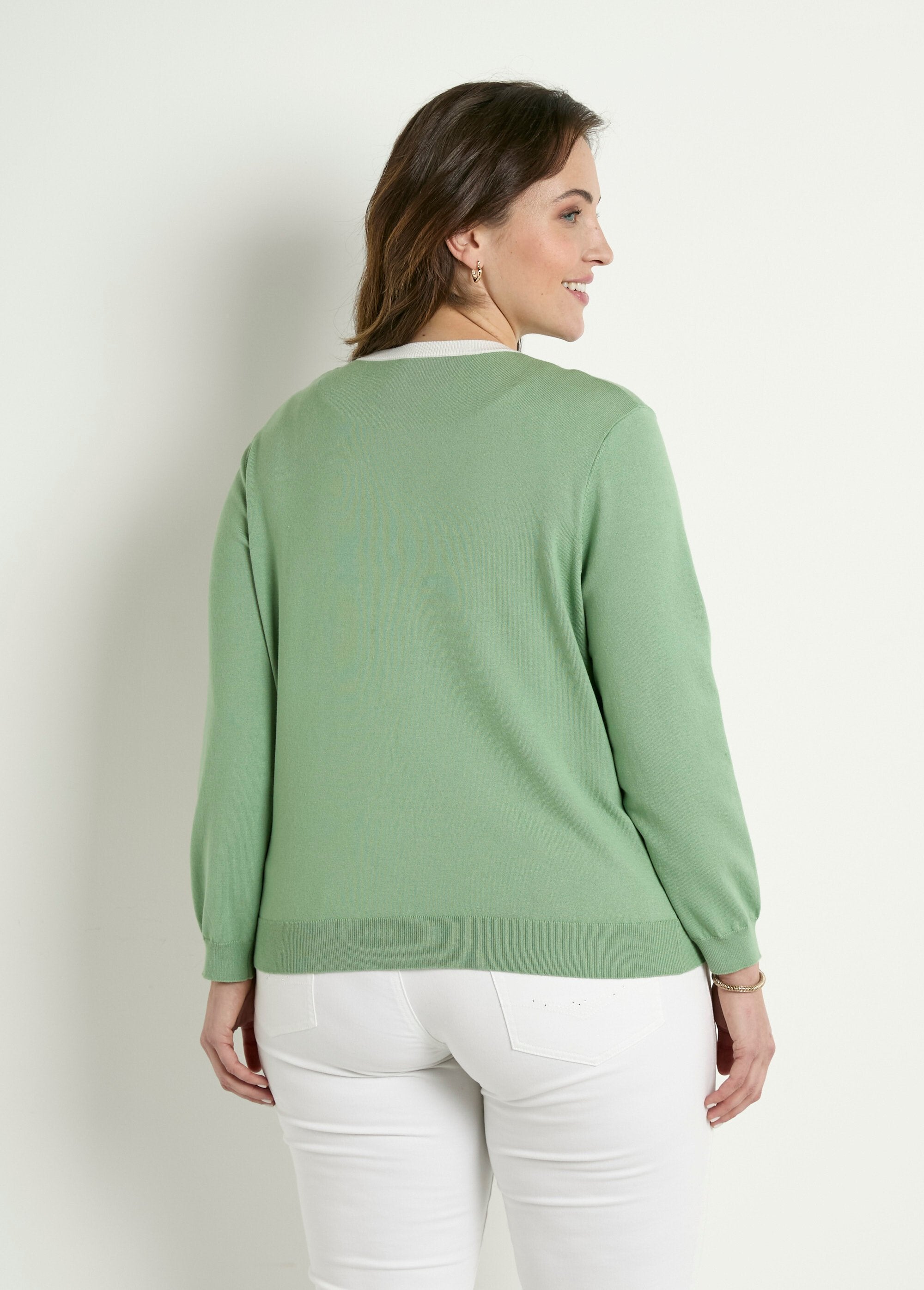 Morbido_cardigan_con_colletto_rotondo_abbottonato_Vert_d_eau_DO1_curvy