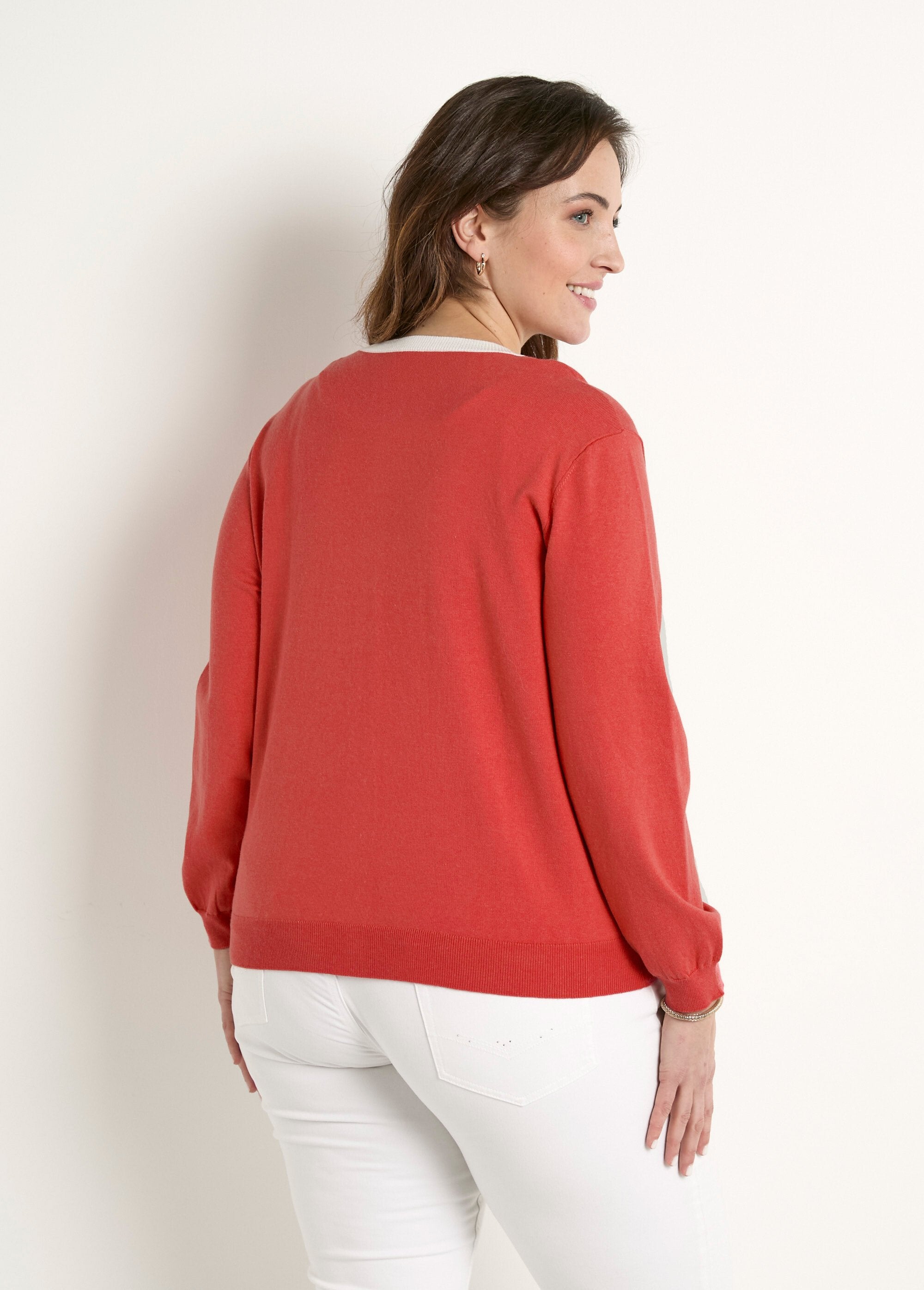 Morbido_cardigan_con_colletto_rotondo_abbottonato_Coquelicot_DO1_curvy