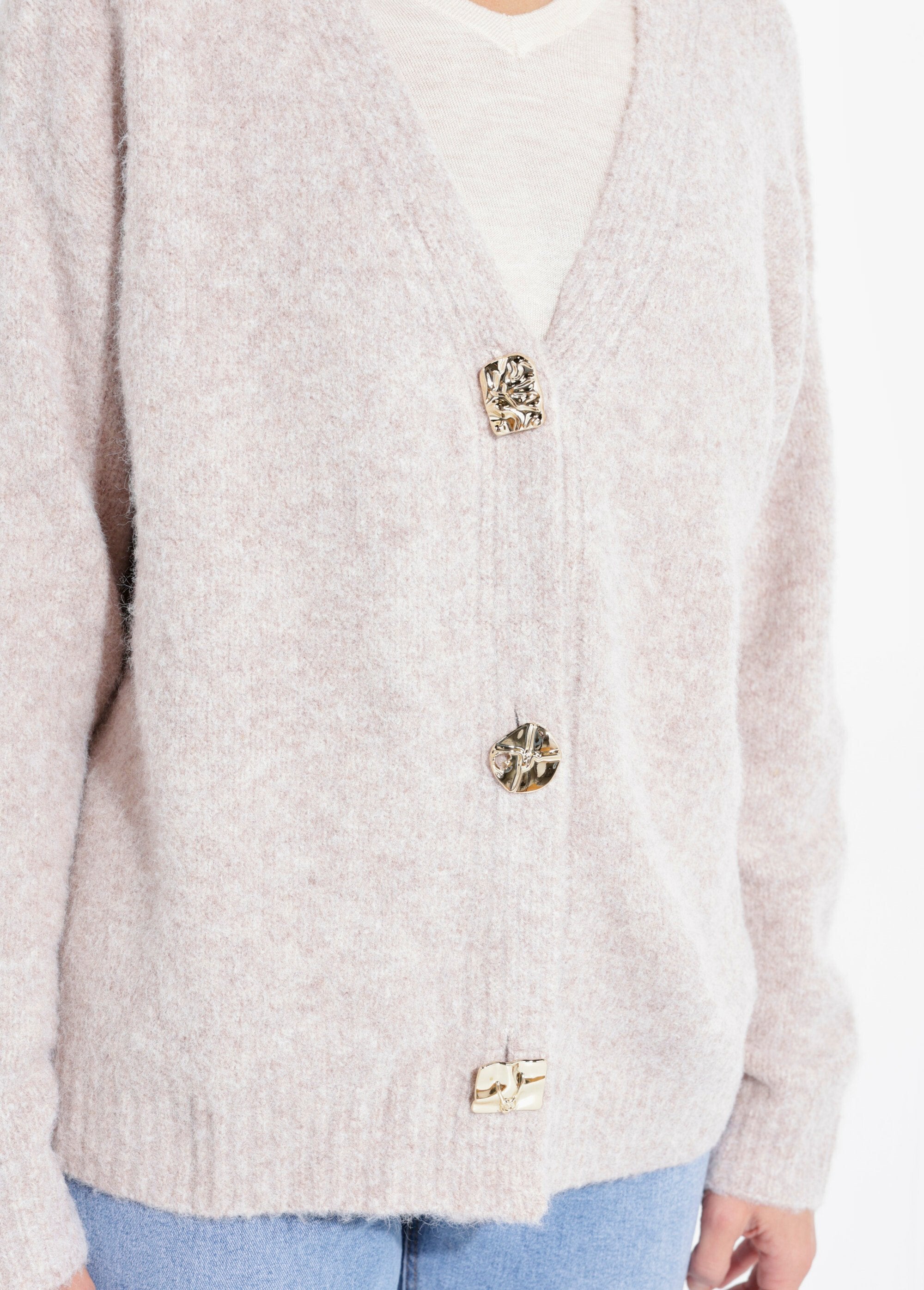 Cardigan_in_lana_calda_con_bottoni_gioiello_in_metallo_Beige_DE1_slim