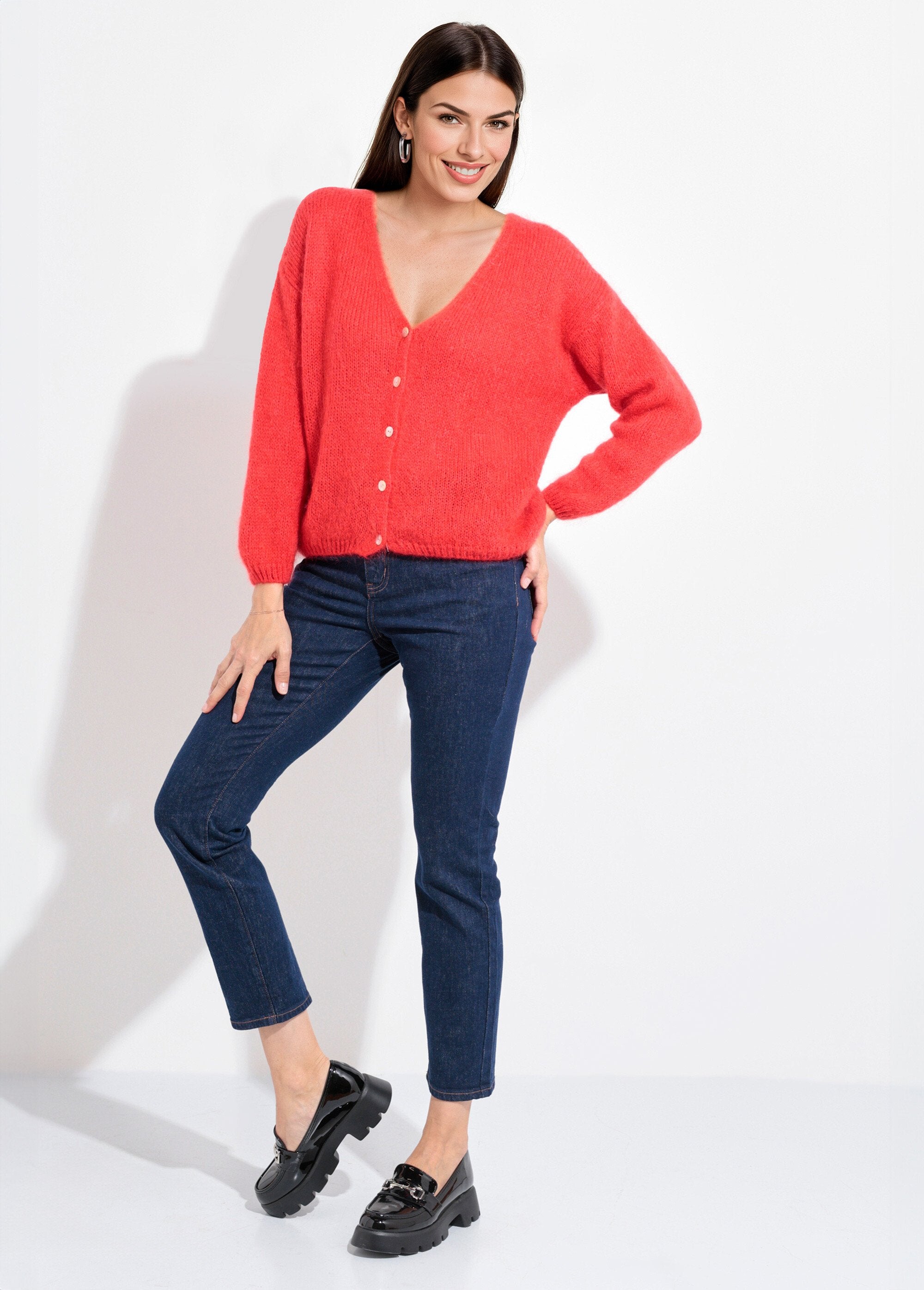 Caldo_e_morbido_cardigan_in_mohair_con_scollo_a_V_Rouge_corail_SF1_slim