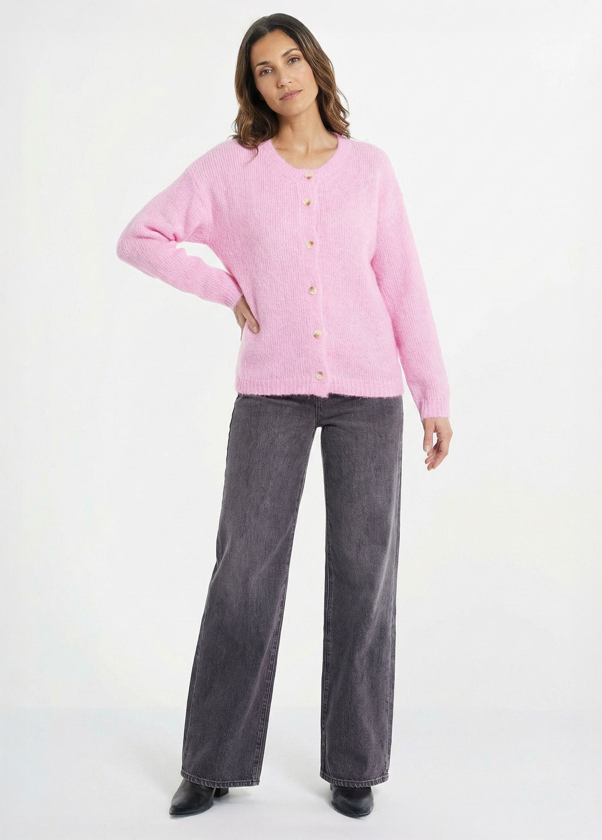 Cardigan_a_maglia_con_scollo_rotondo_in_lana_Rose_SF1_slim