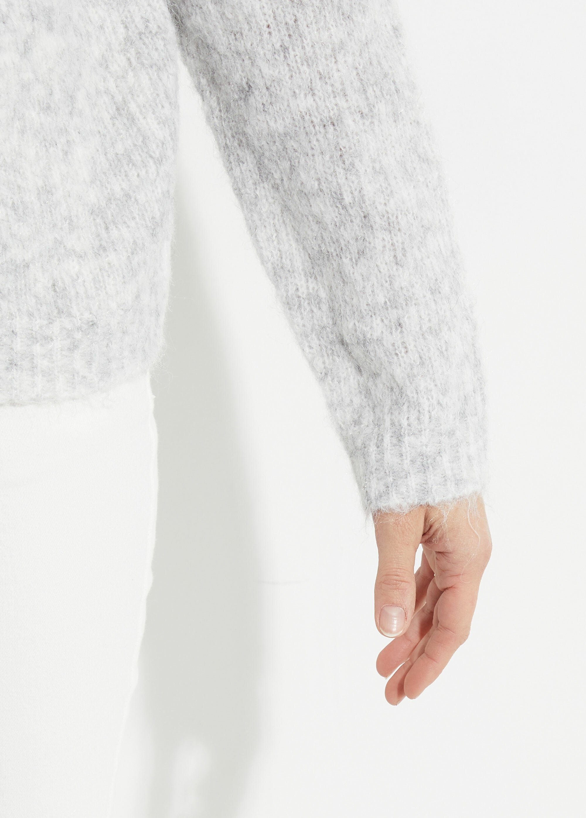 Cardigan_a_maglia_con_scollo_rotondo_in_lana_Gris_clair_DE2_slim