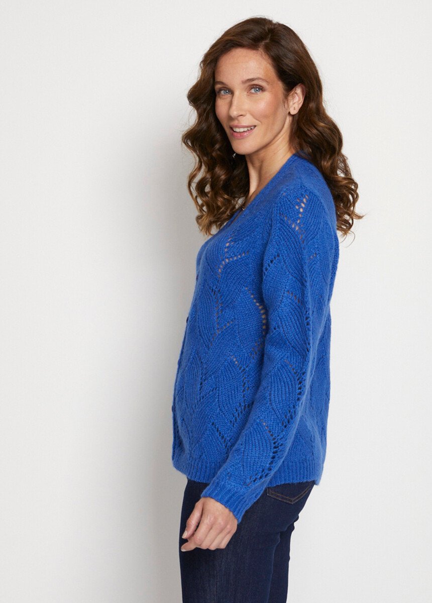 Cardigan_traforato_con_scollo_a_V_e_abbottonatura_Bleu_DR1_slim