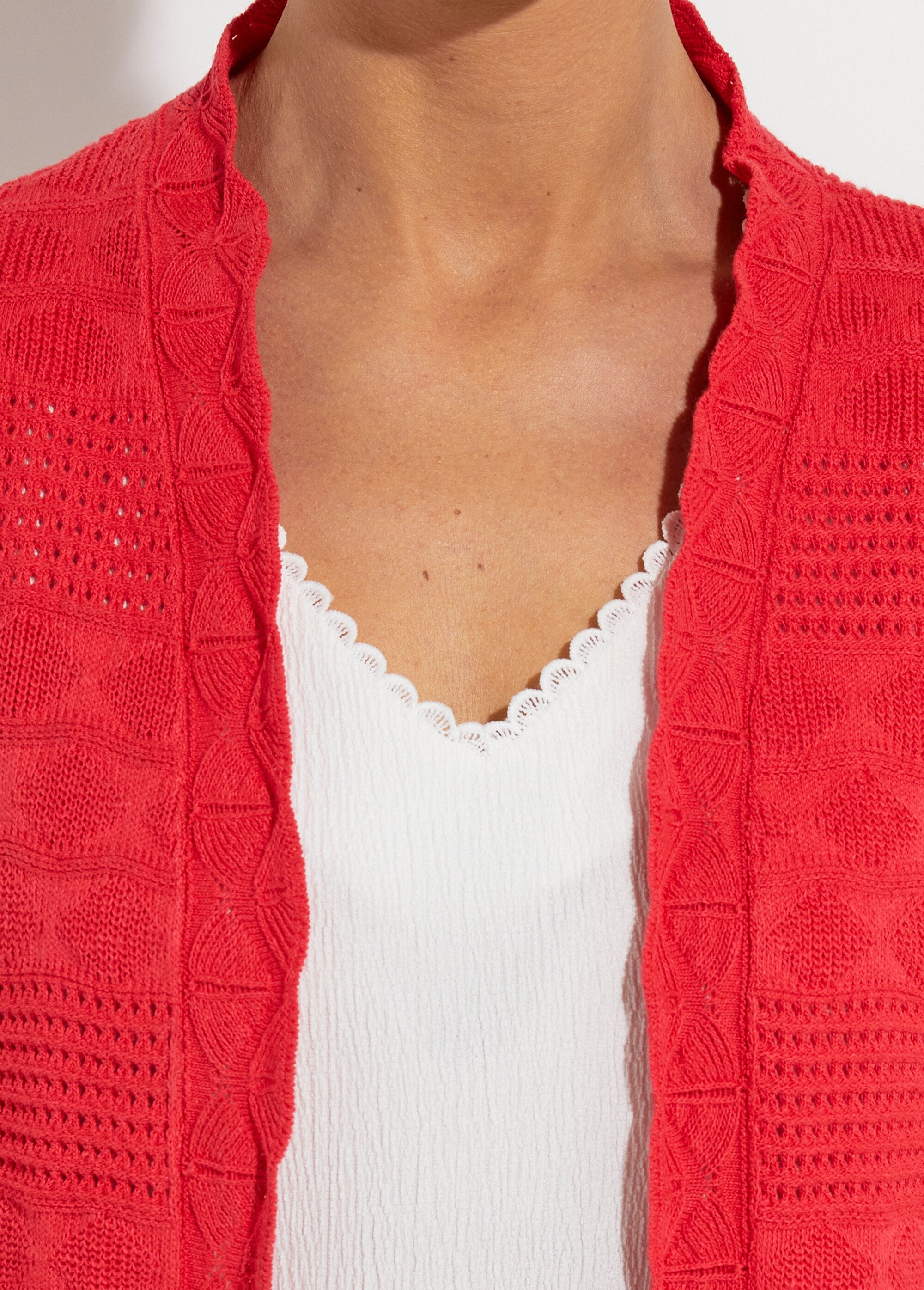 Cardigan_corto_orlo_a_bordo_con_maniche_lunghe_Capucine_DE1_slim