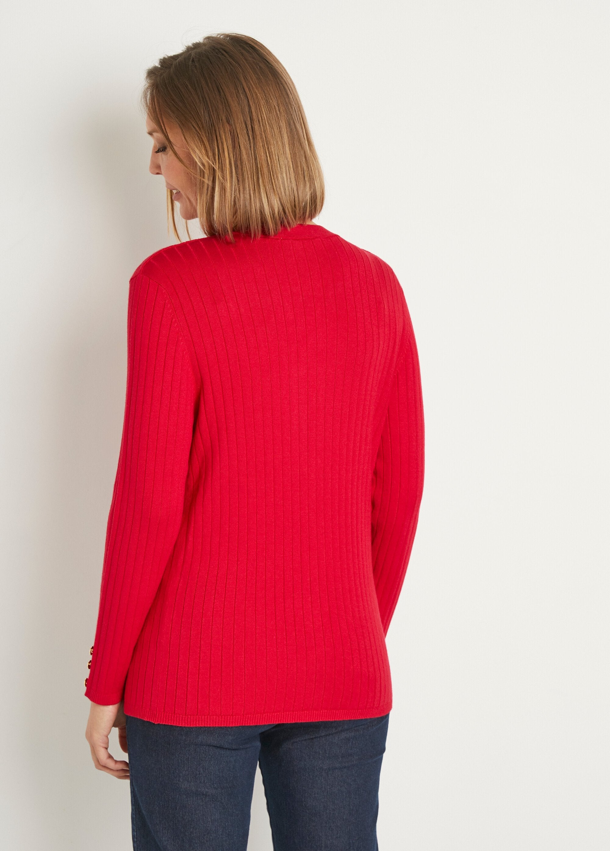 Cardigan_corto_a_coste_con_scollo_a_V_e_bottoni_Rouge_DO1_slim