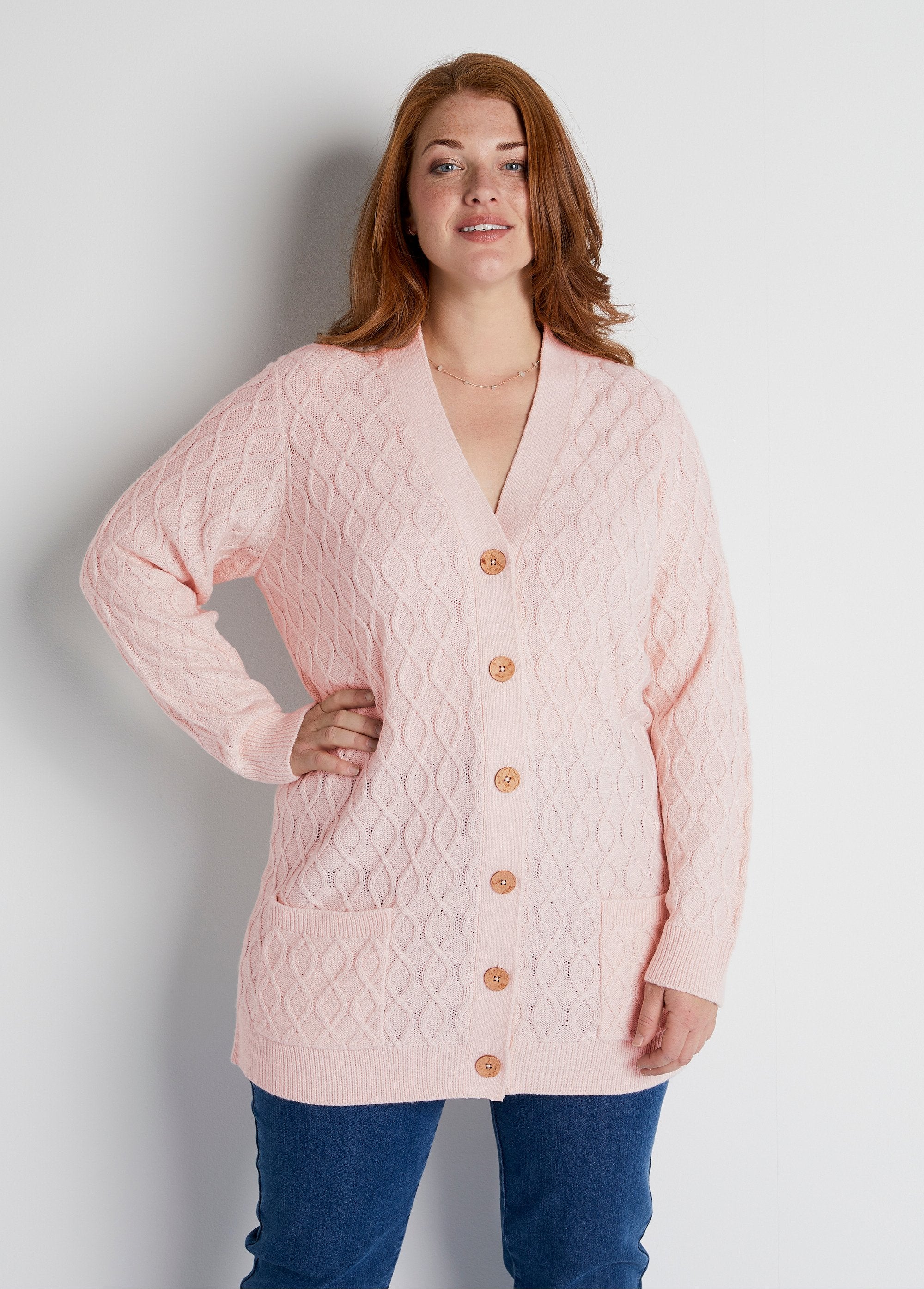Cardigan_lungo_con_scollo_a_V_e_bottoni_Rosa_FA1_curvy