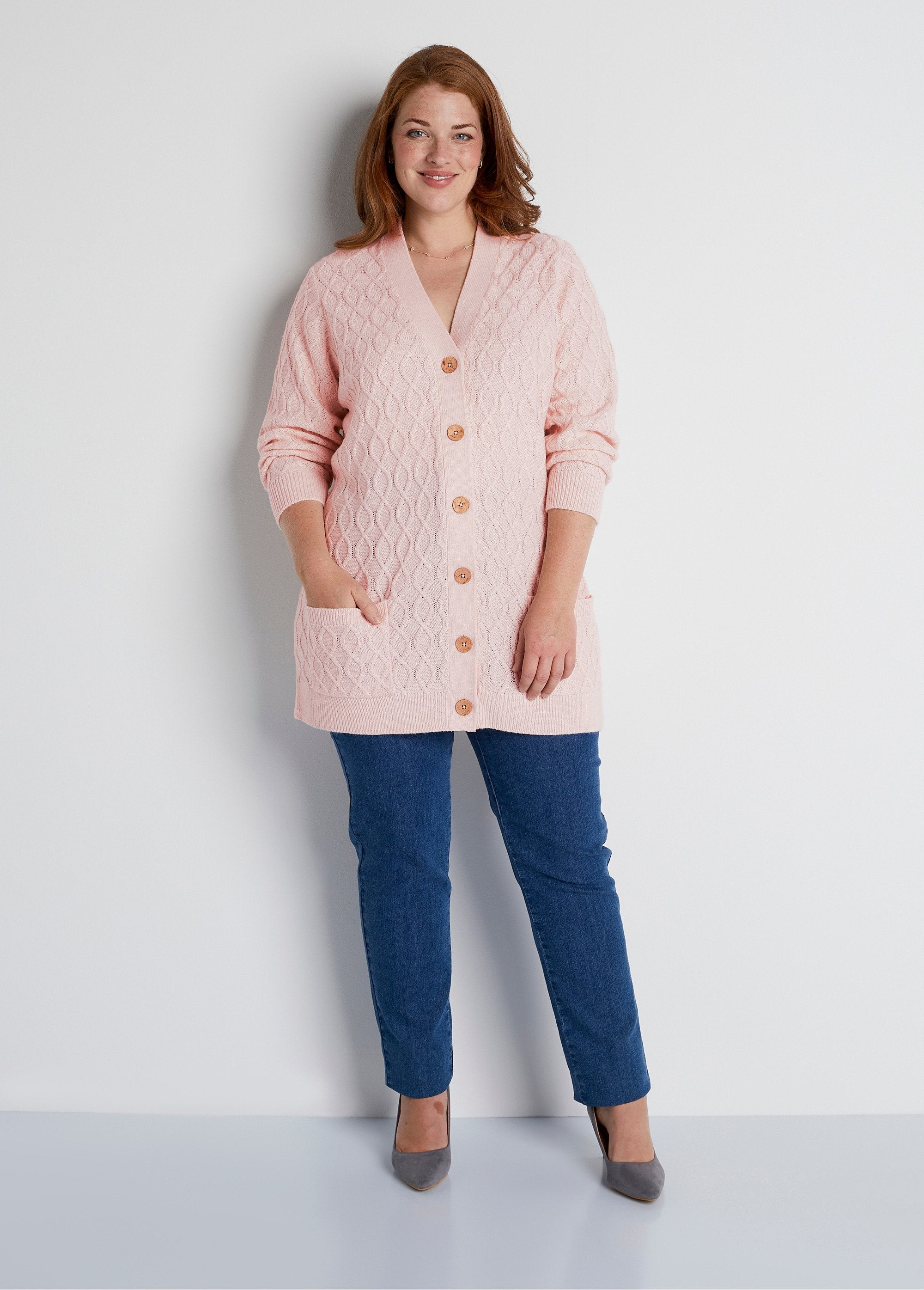 Cardigan_lungo_con_scollo_a_V_e_bottoni_Rosa_SF1_curvy