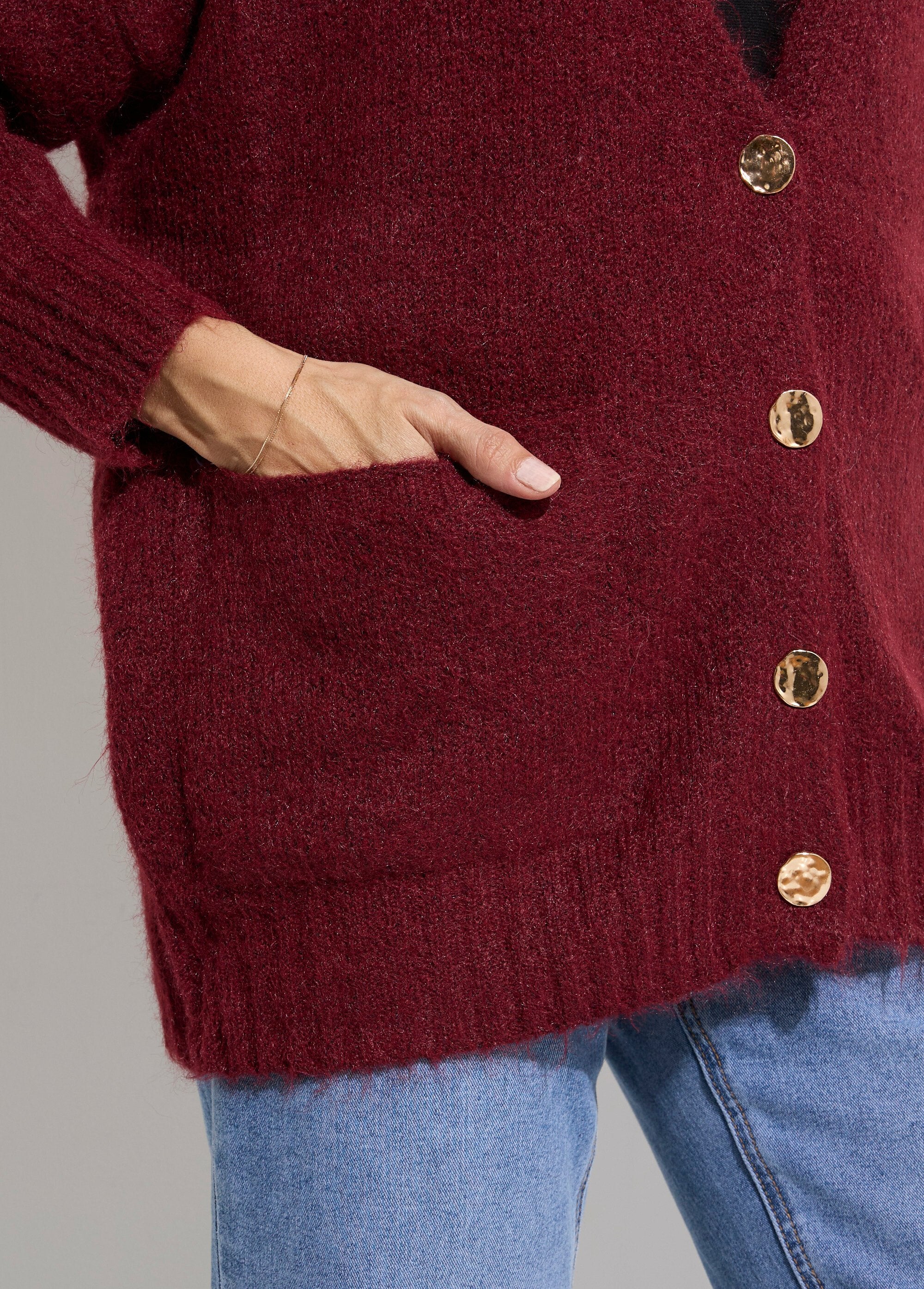 Caldo_cardigan_lungo_con_lana_e_bottoni_in_metallo_Bordeaux_DE1_slim