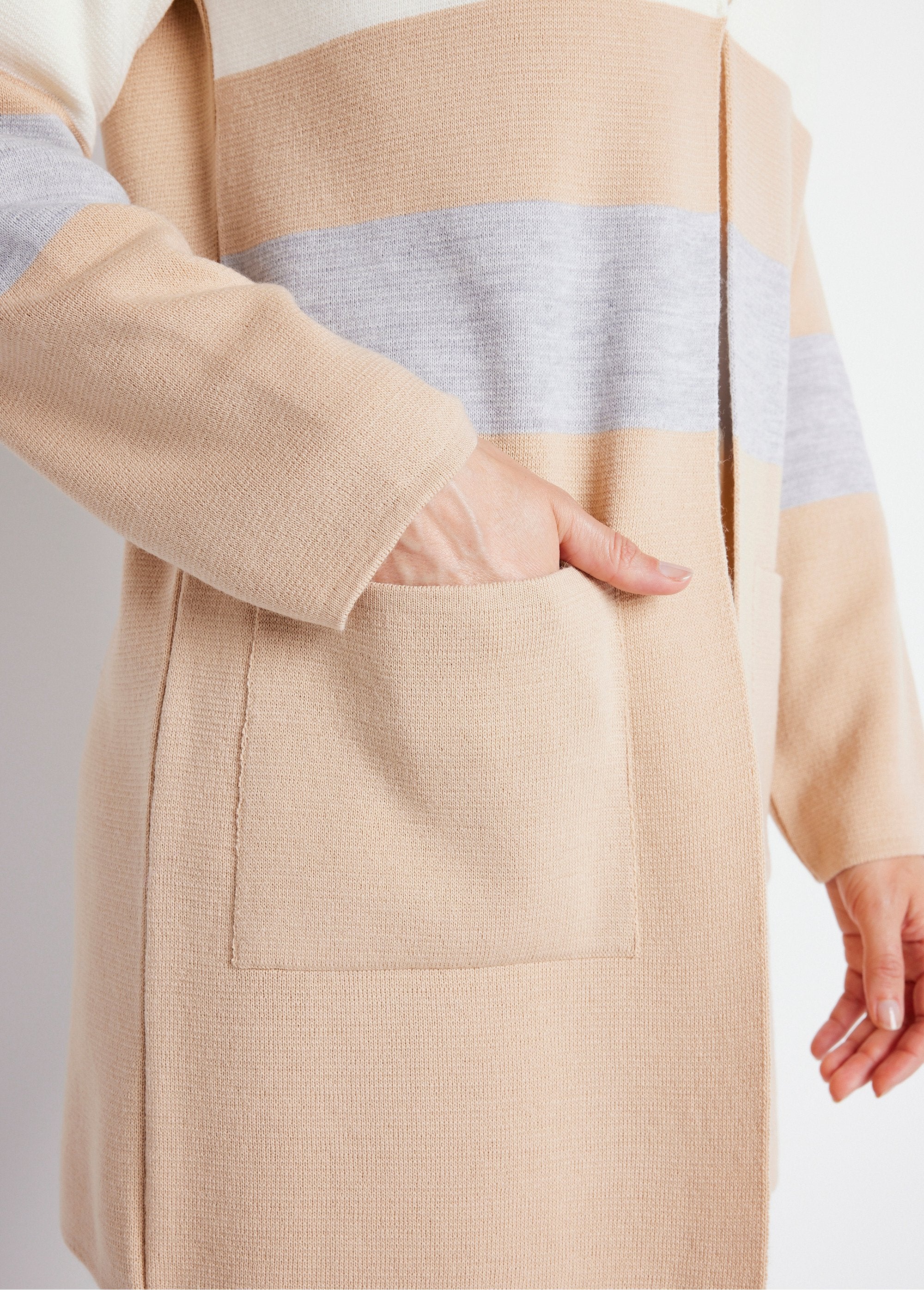 Cardigan_lungo_con_scollo_a_V_in_jacquard_a_righe_Beige_et_ecru_DE3_slim