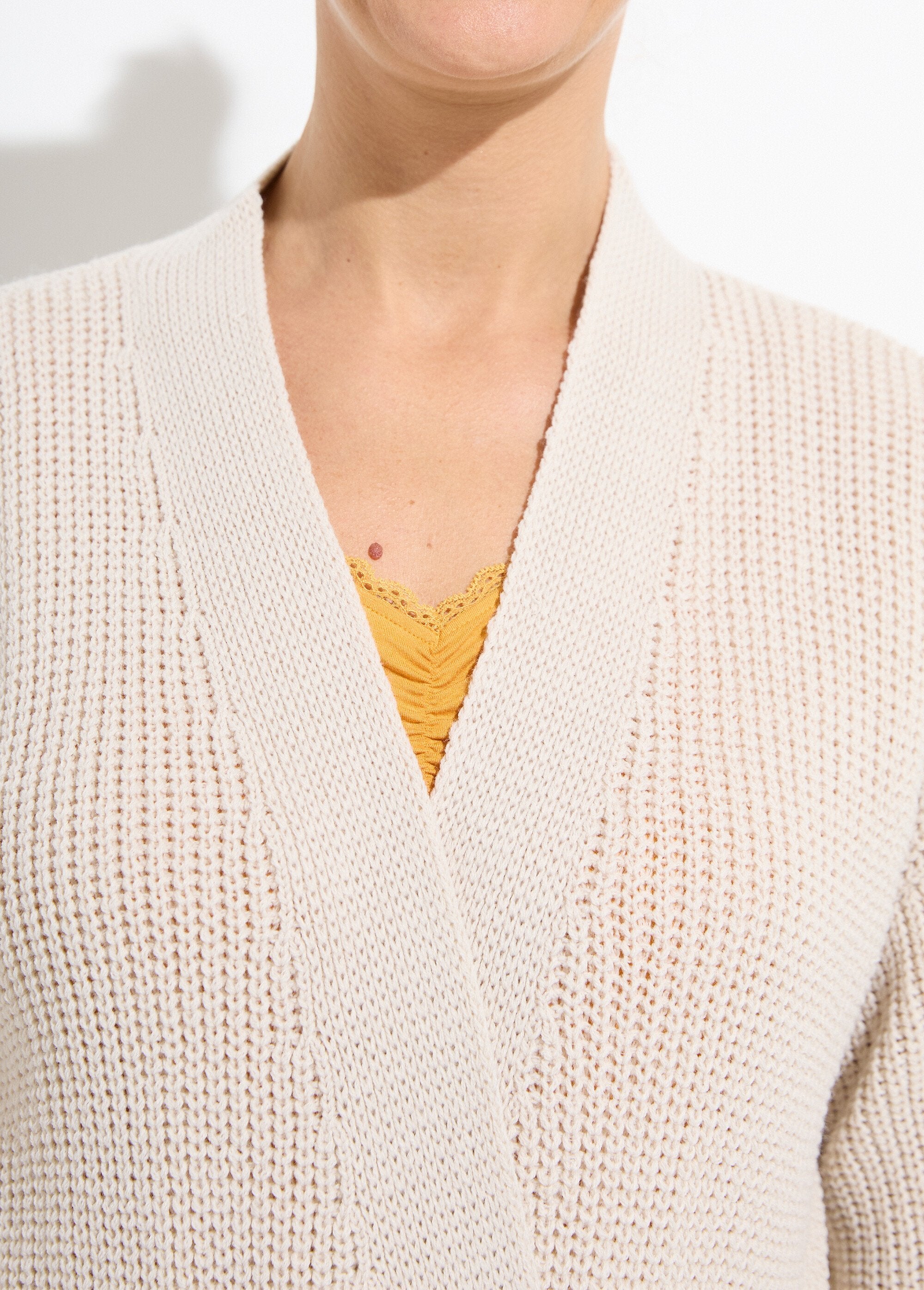 Cardigan_lungo_a_tinta_unita_con_finiture_in_perline_Ficelle_DE1_slim