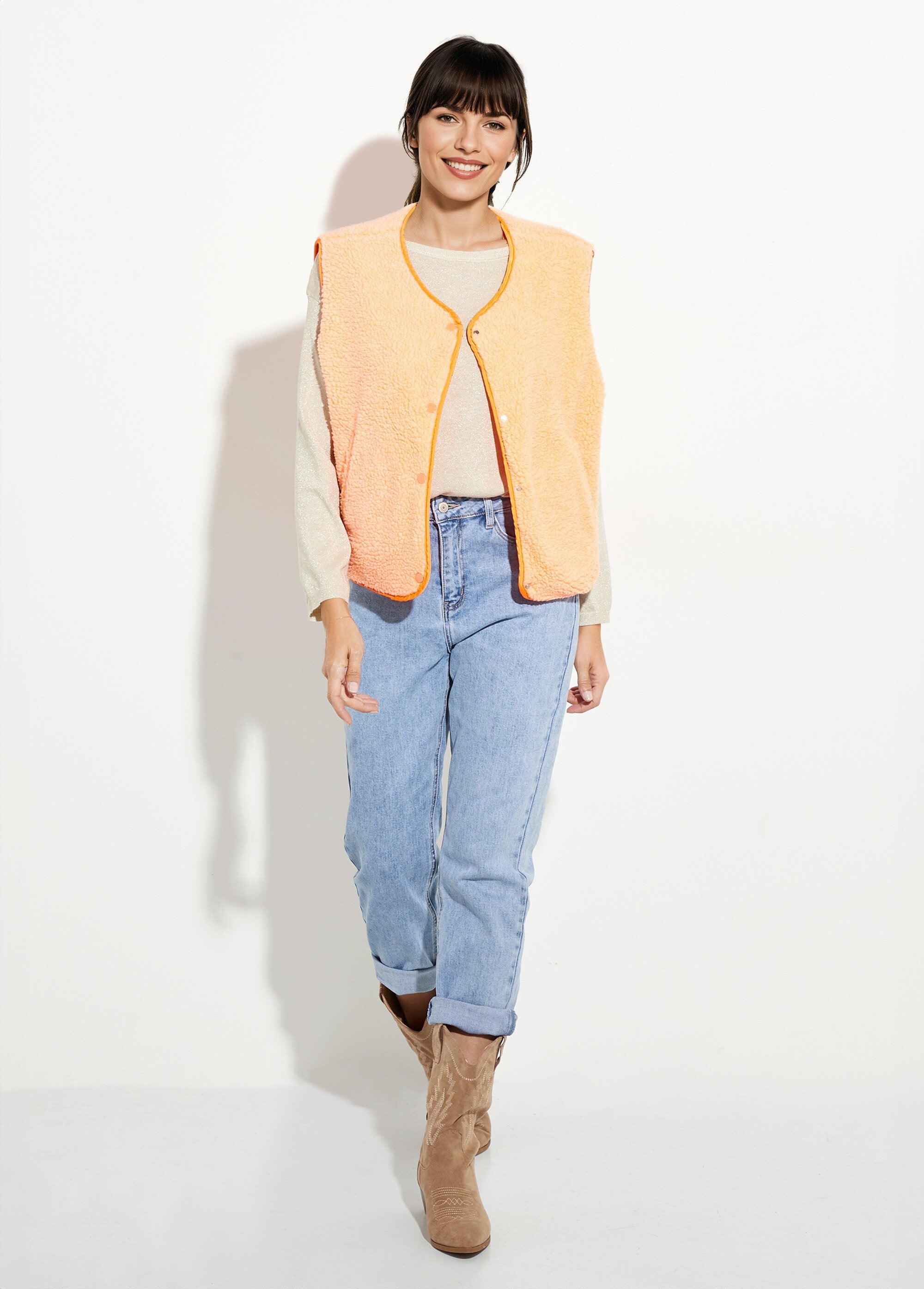 Cardigan_senza_maniche_in_ecopelliccia_fluorescente_Orange_fluo_SF1_slim