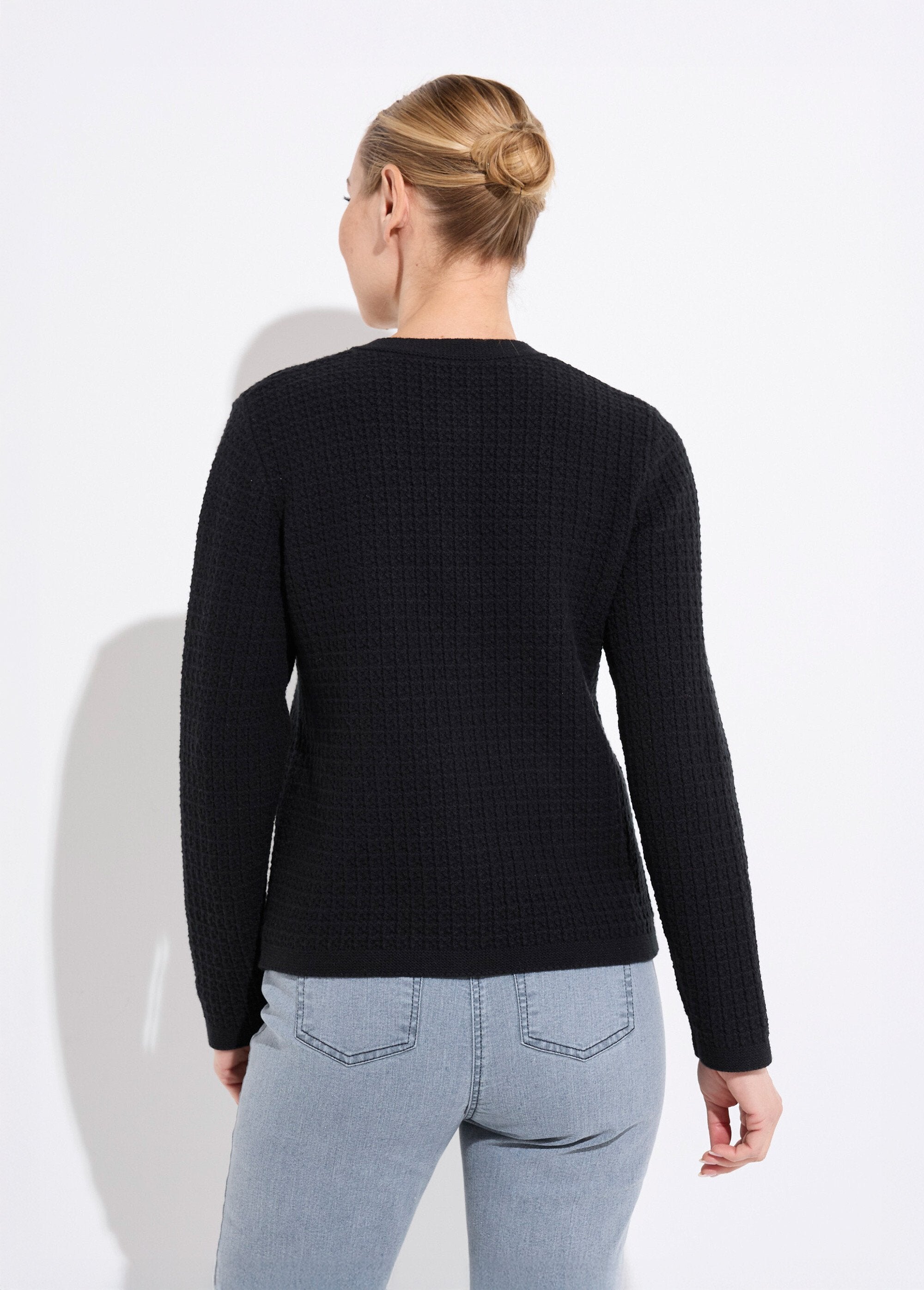 Gilet_corto_con_bottoni_in_maglia_effetto_tweed_Noir_DO1_slim