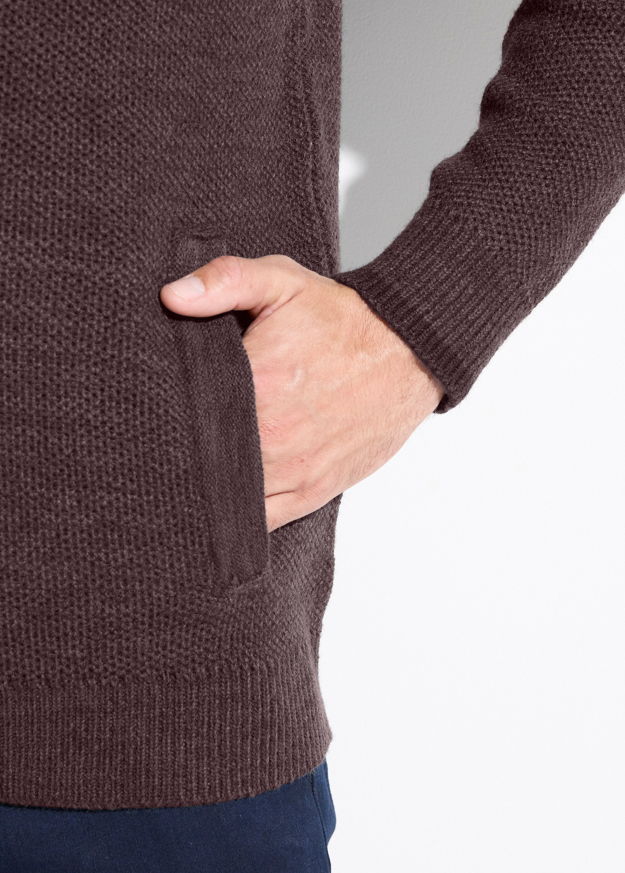 Cardigan_con_cerniera_e_collo_alto_in_maglia_di_lana_screziata_Marron_DE2_slim