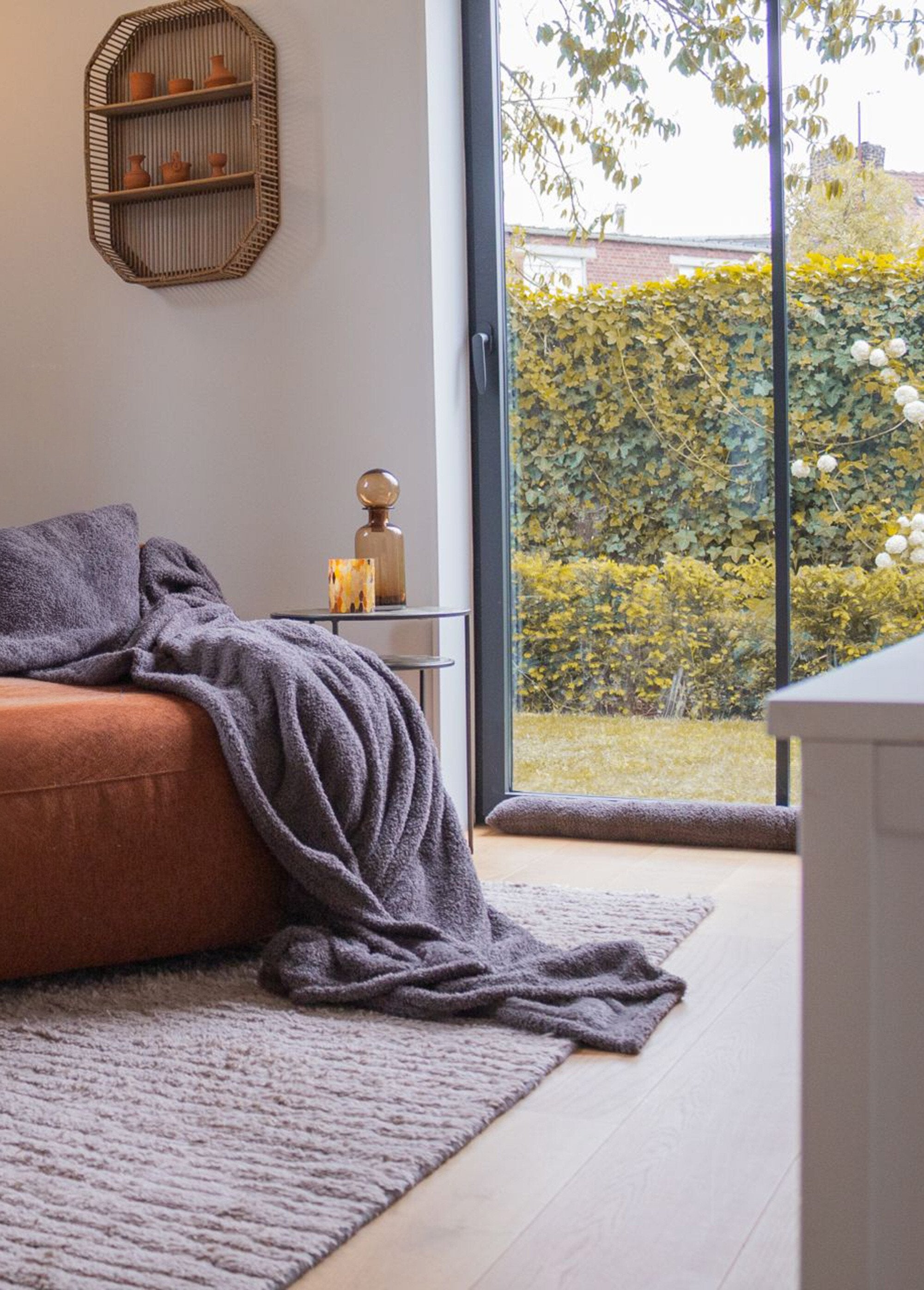 Grande_e_caldo_giaciglio_in_pile_color_corallo_2m_x_1,5m_Gris_SF1_slim