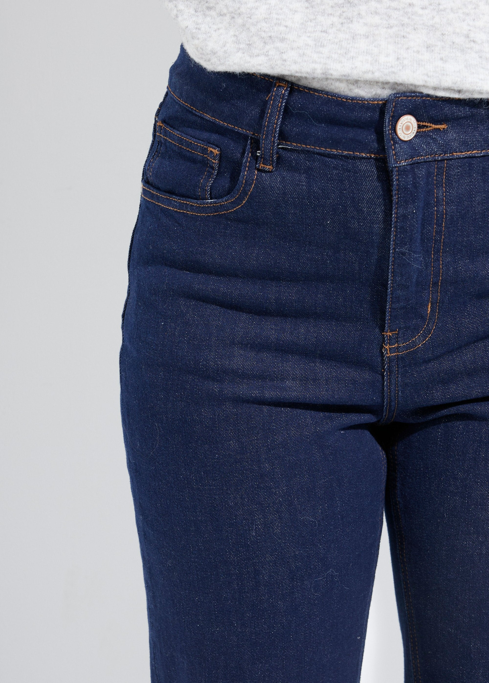 Jeans_5_tasche_a_gamba_dritta,_speciale_per_SMALL_Bleu_brut_DE1_slim