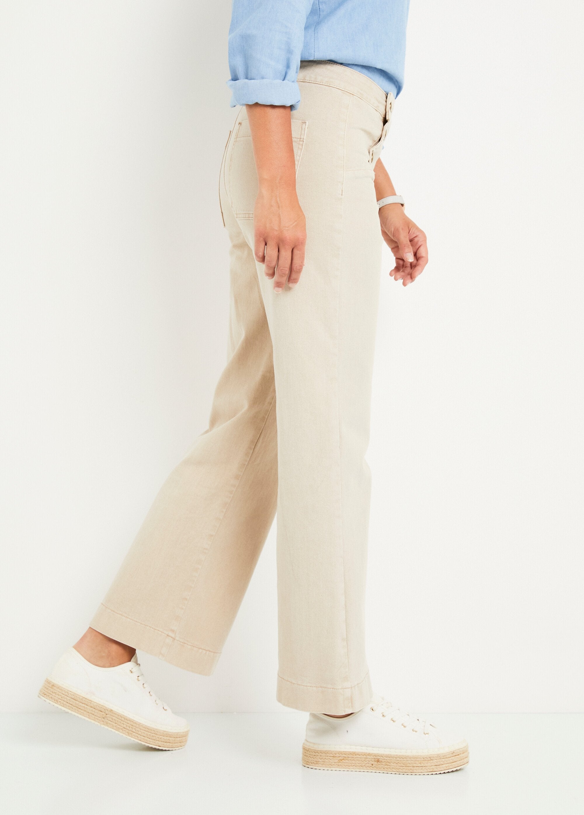 Jeans_flare_elasticizzati_con_vita_a_ponte_Ecru_DR1_slim