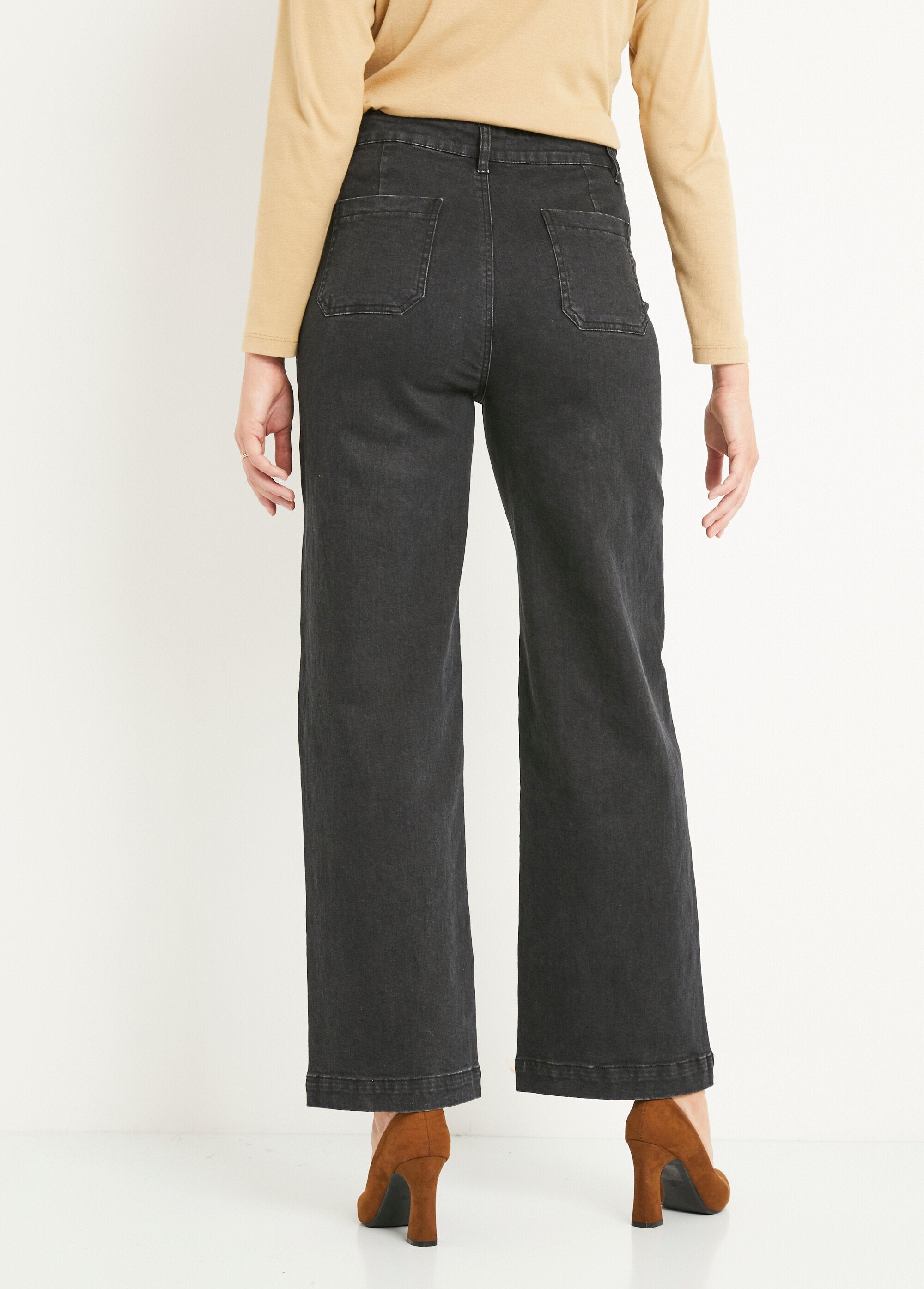 Jeans_larghi_in_denim_extra_stretch_con_4_tasche_Noir_DO1_slim