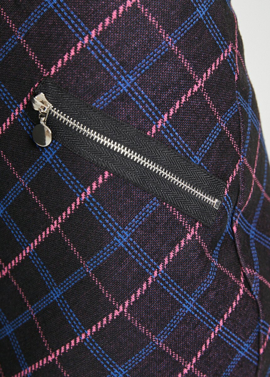 Gonna_a_tubino_in_maglia_liscia_o_jacquard_Carreaux_DE2_slim