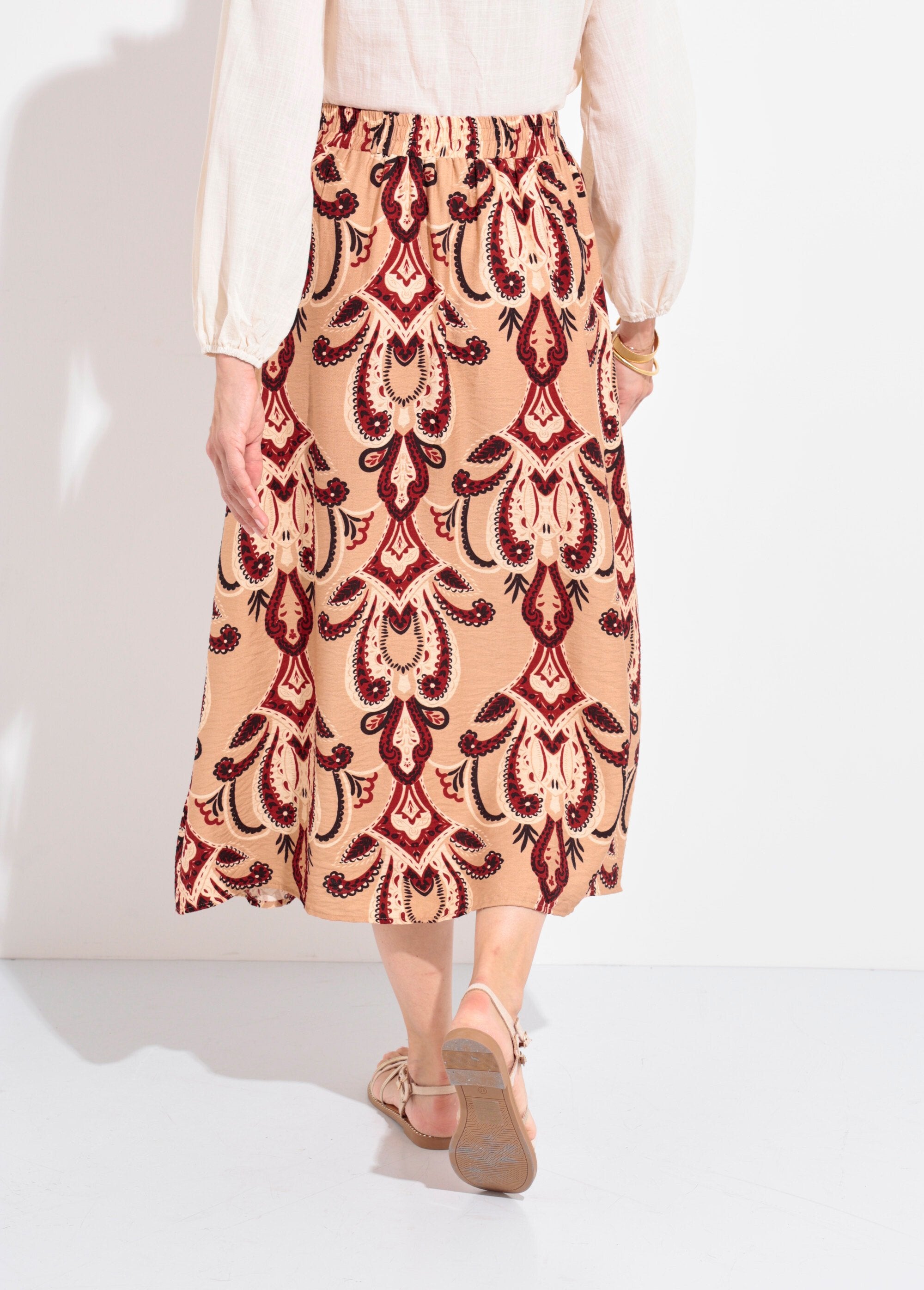 Gonna_lunga_e_fluente_con_stampa_paisley_Beige_DO1_slim
