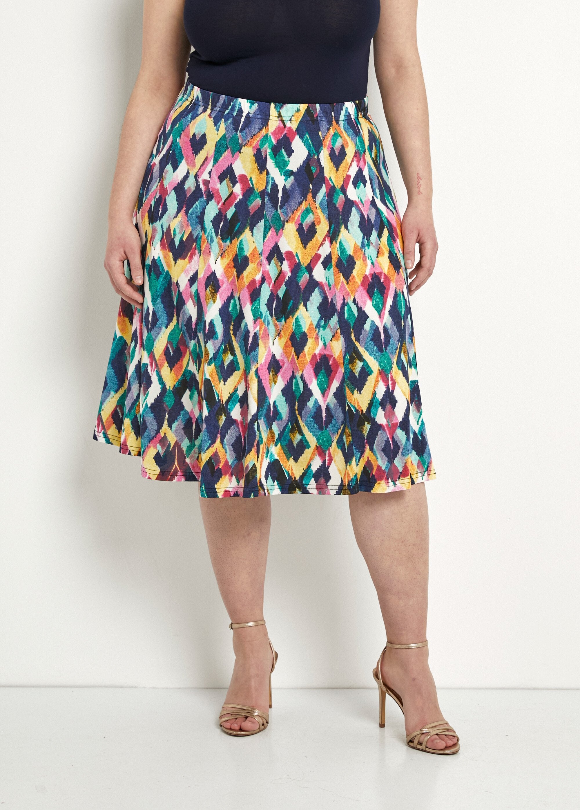 Gonna_svasata_stampata_di_media_lunghezza_Multicolore_FA1_curvy
