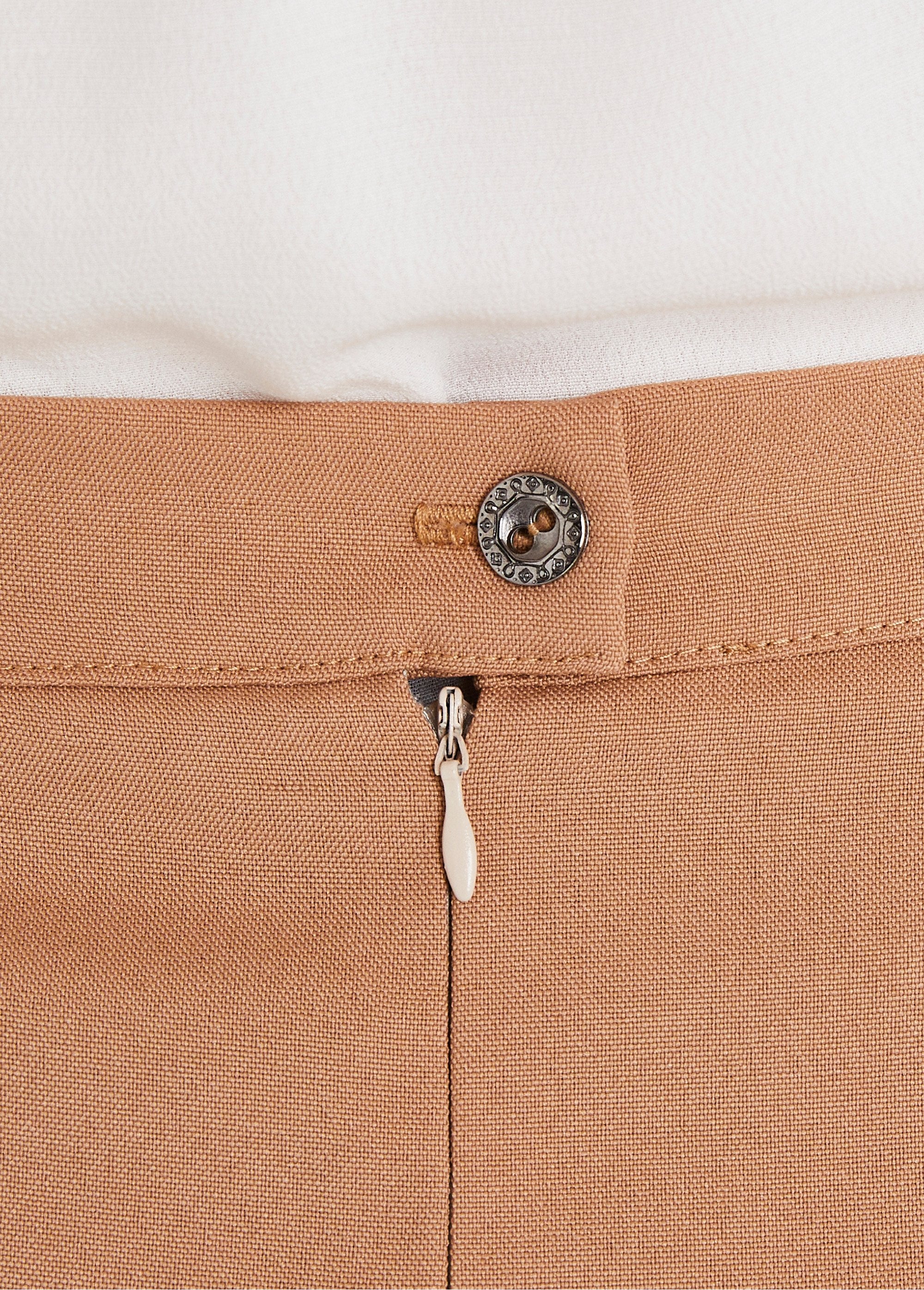Gonna_dritta_semplice_di_media_lunghezza_Beige_DE1_slim