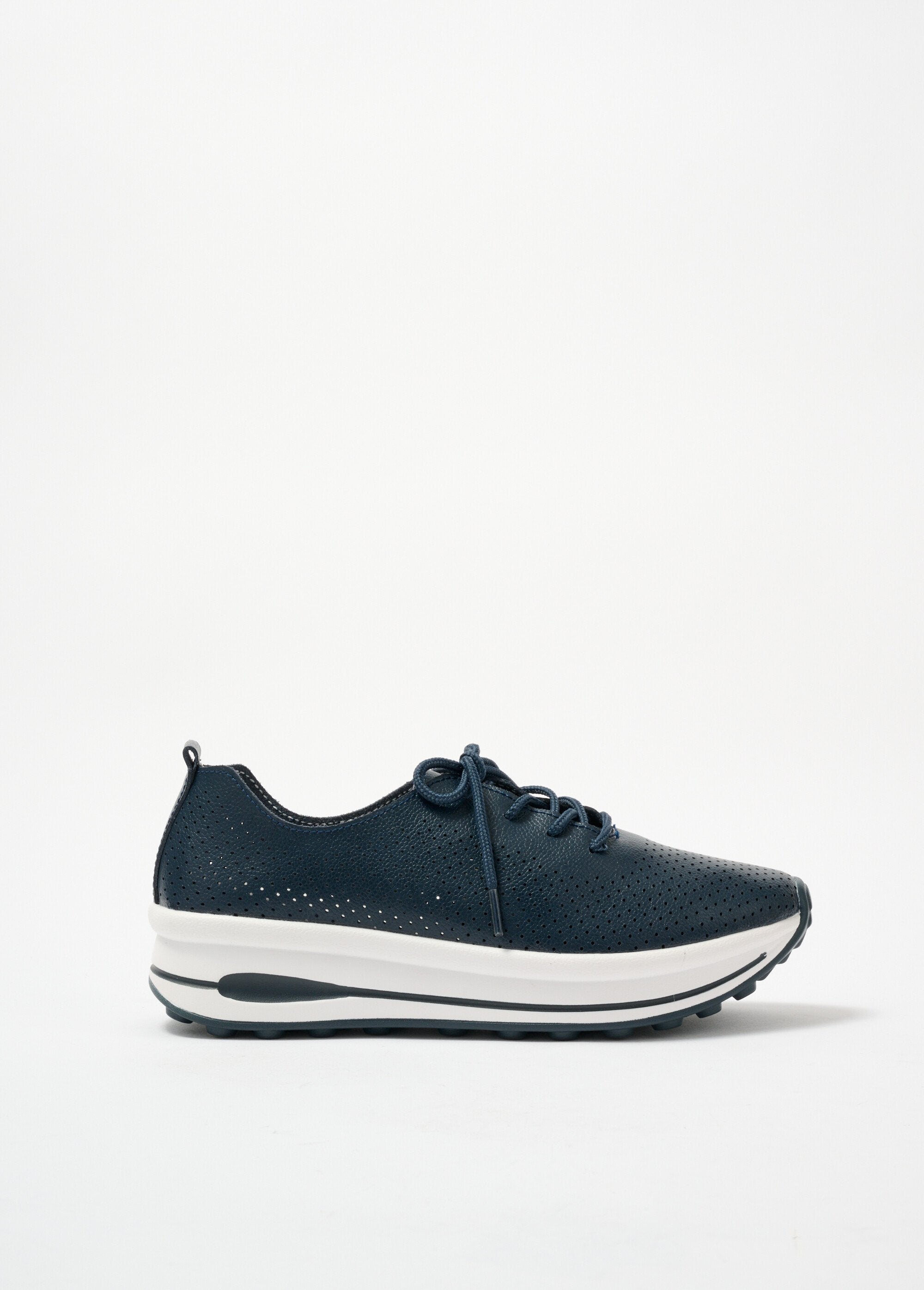 Scarpe_da_ginnastica_in_pelle_traforata_Marine_DR1_slim