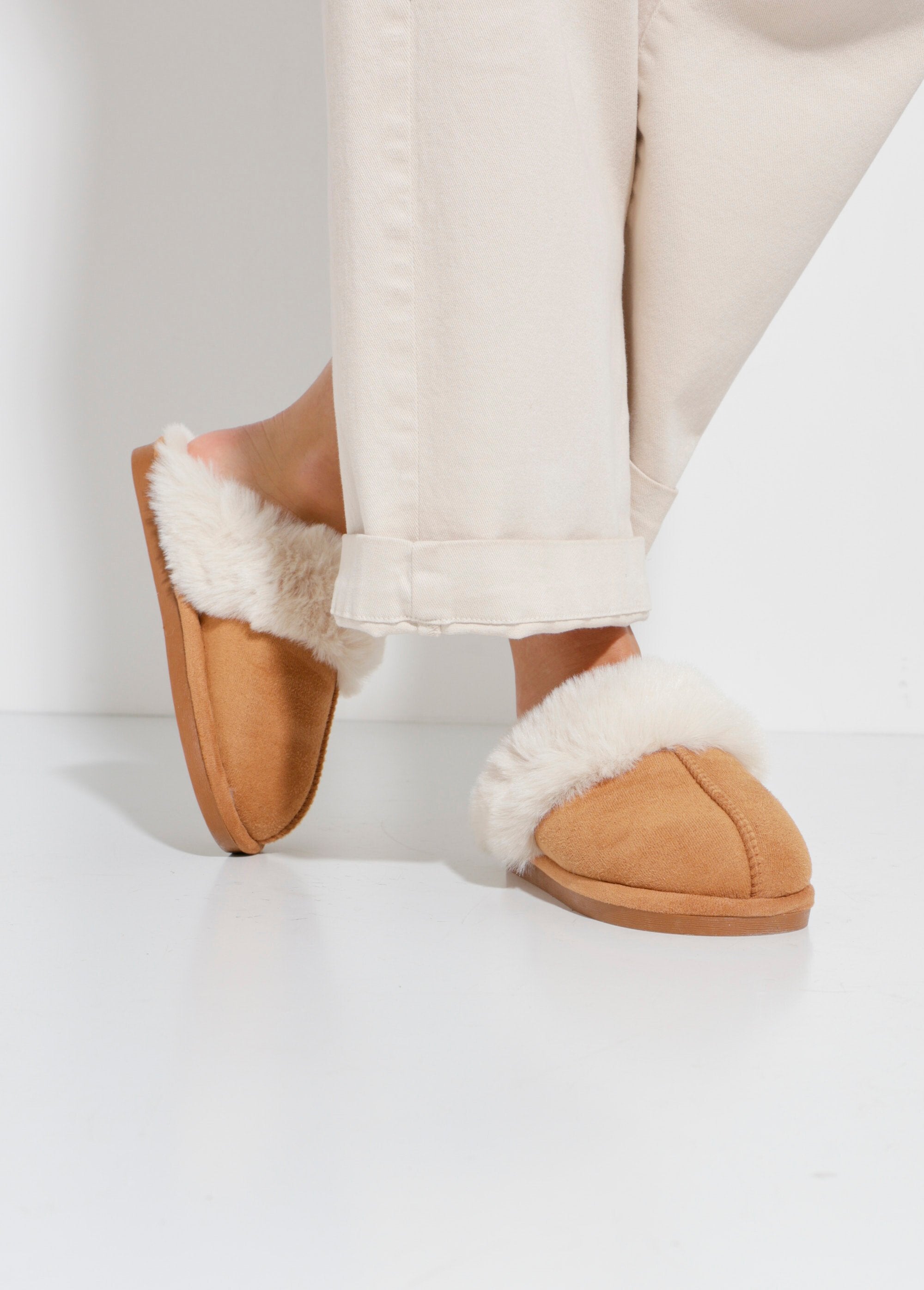 Pantofole_Mules_Camel_SF1_slim