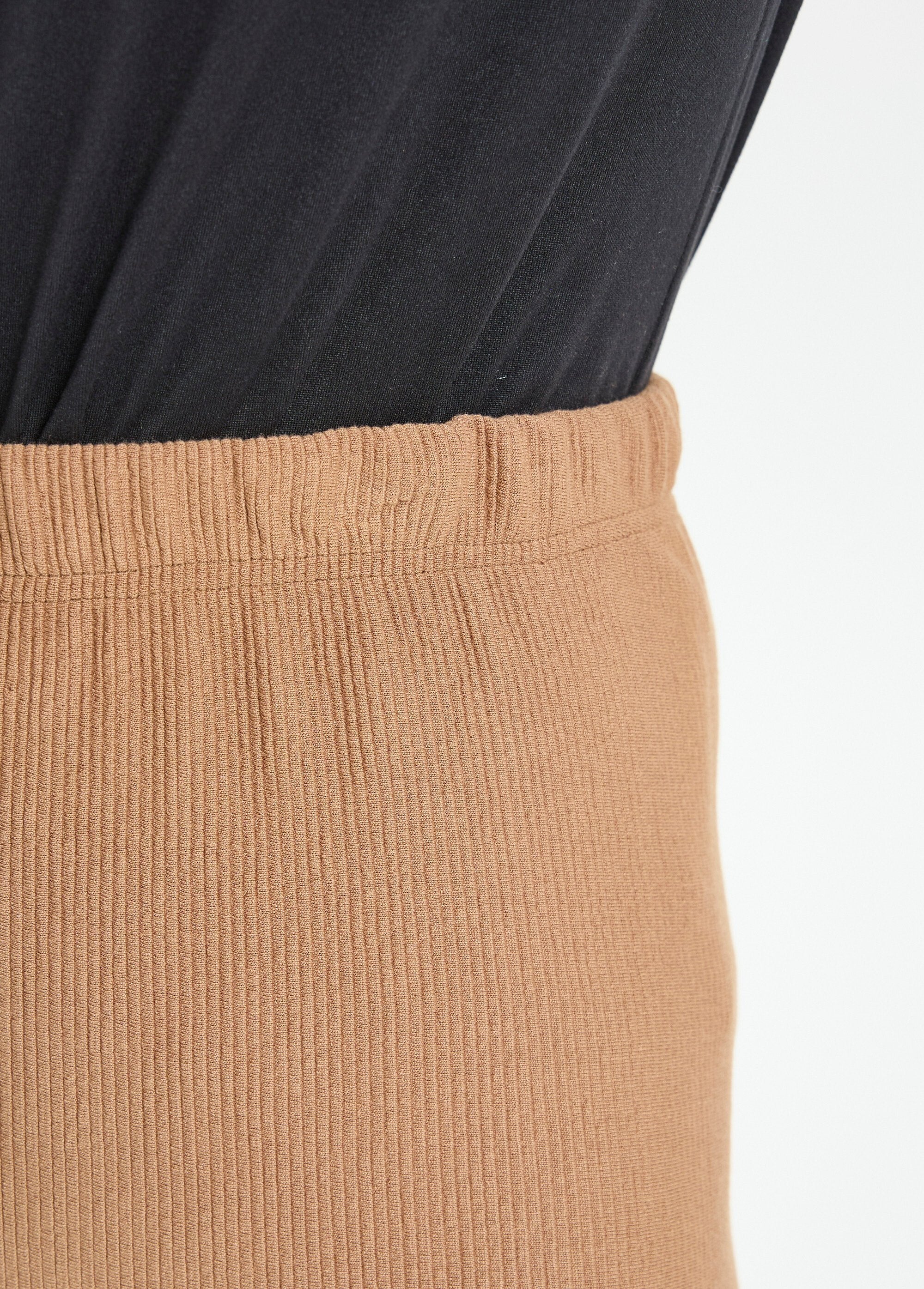 Leggings_a_coste_con_elastico_in_vita_Camel_DE1_slim