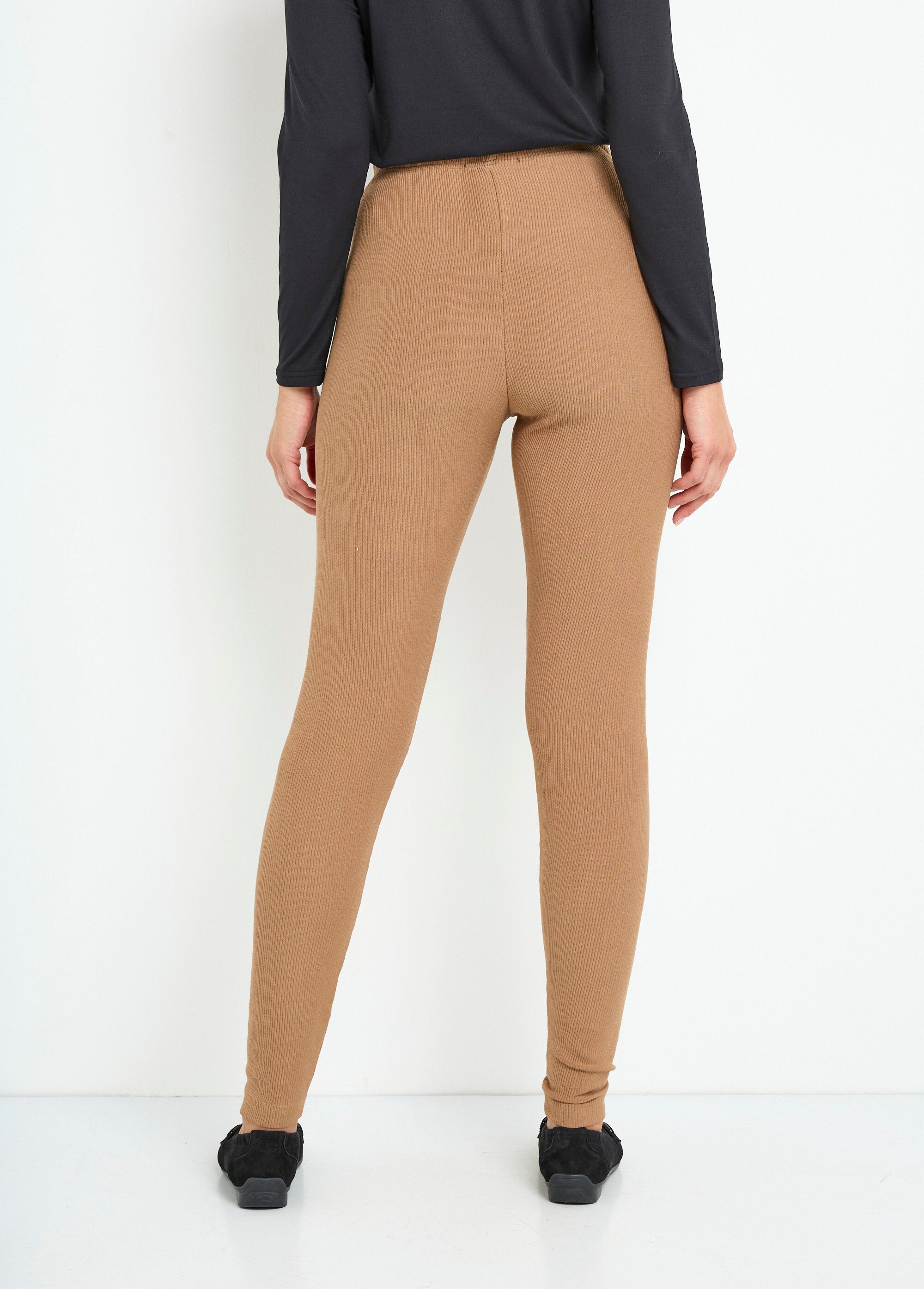 Leggings_a_coste_con_elastico_in_vita_Camel_DO1_slim