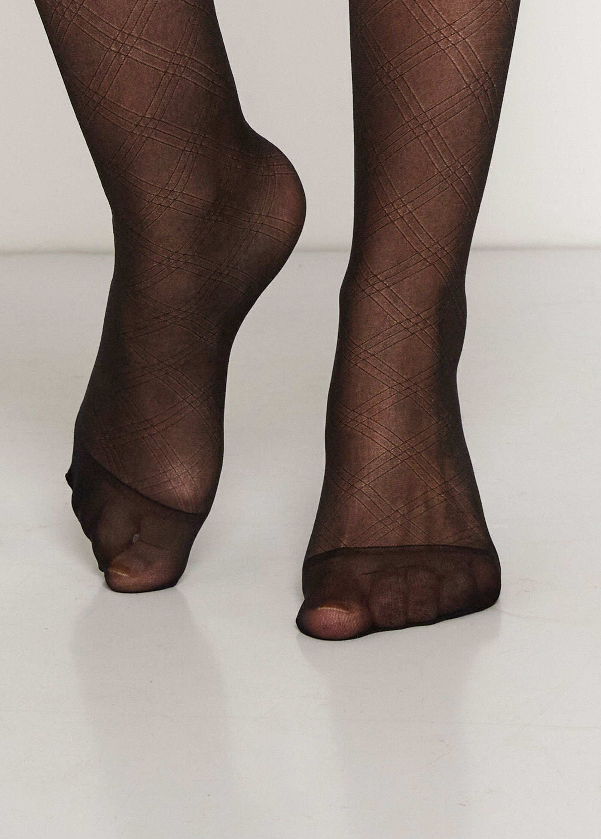 Set_di_2_gambaletti_fantasia,_20_denari_Noir_et_losange_DE2_slim