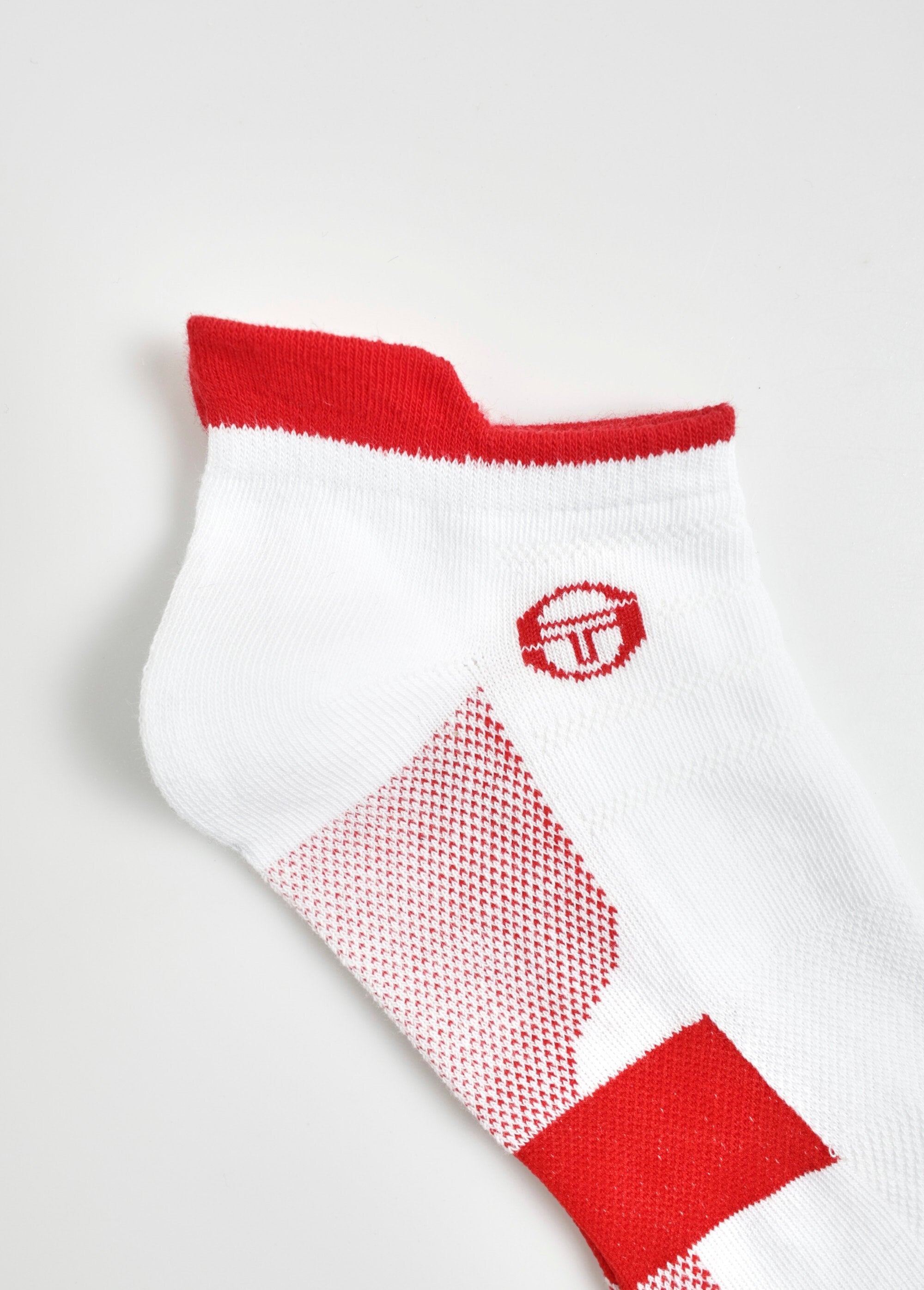 Set_di_3_calzini_con_dettaglio_sul_tallone_Assortis_blanc_DE2_slim