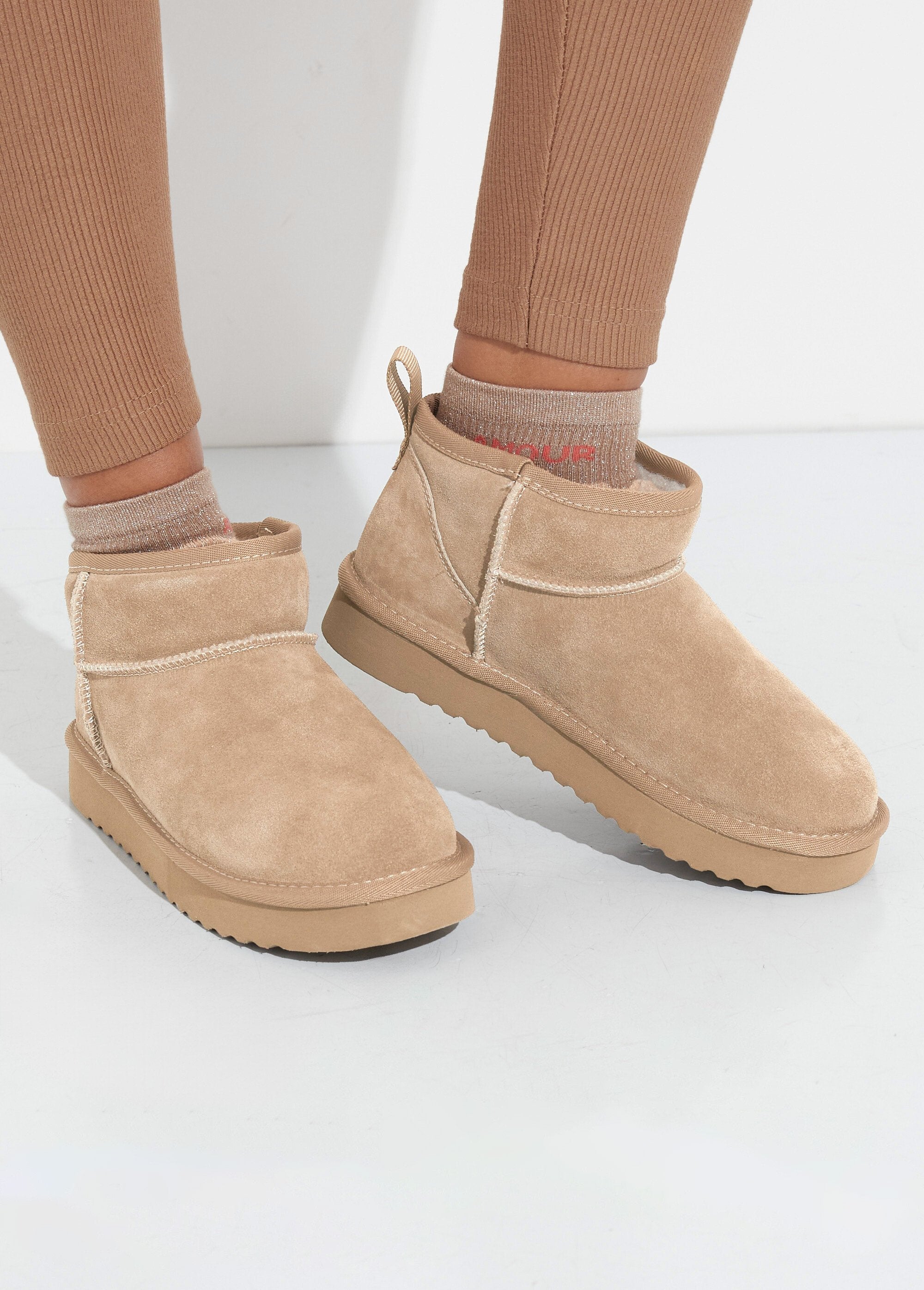 Stivali_bassi_riempiti_con_suola_a_zeppa_Taupe_SF1_slim