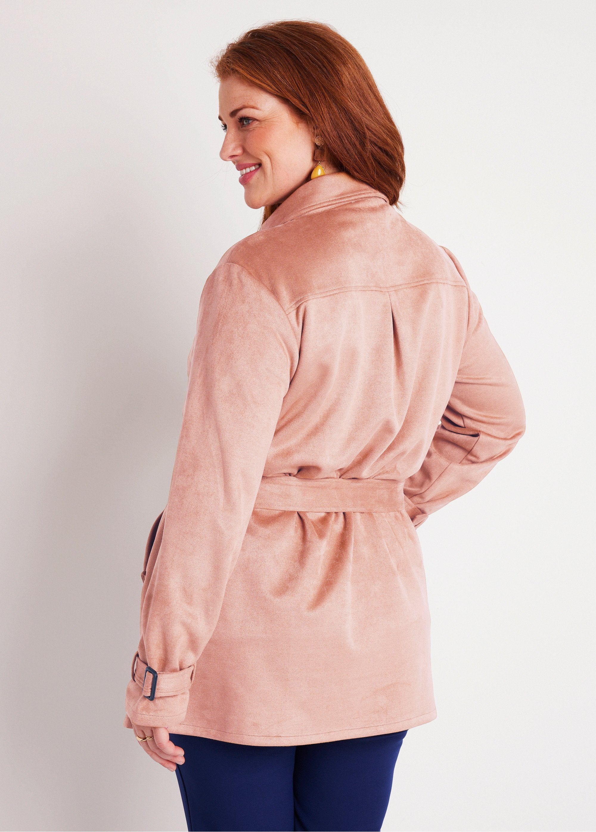 Cappotto_corto_in_pelle_scamosciata_Rosa_nudo_DO1_curvy