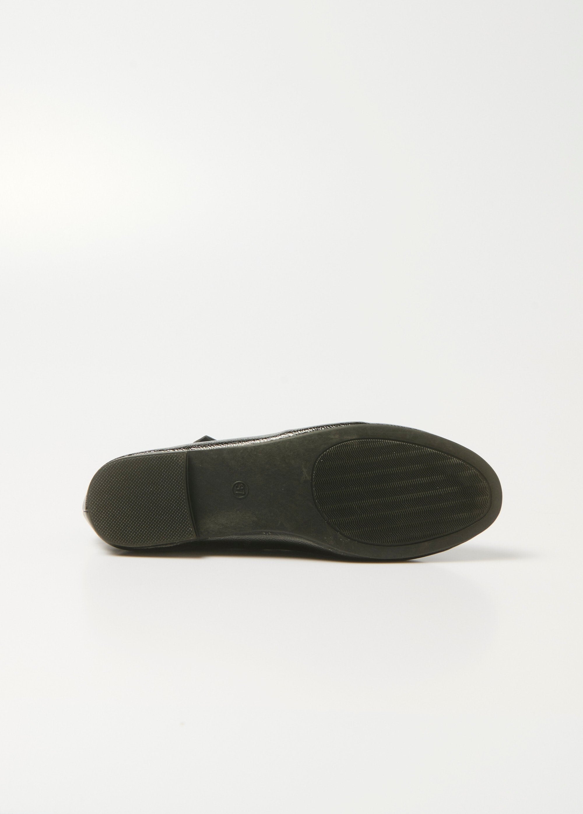 Ballerina_con_cinturino_alla_caviglia_e_tacco_piatto_Noir_UN1_slim