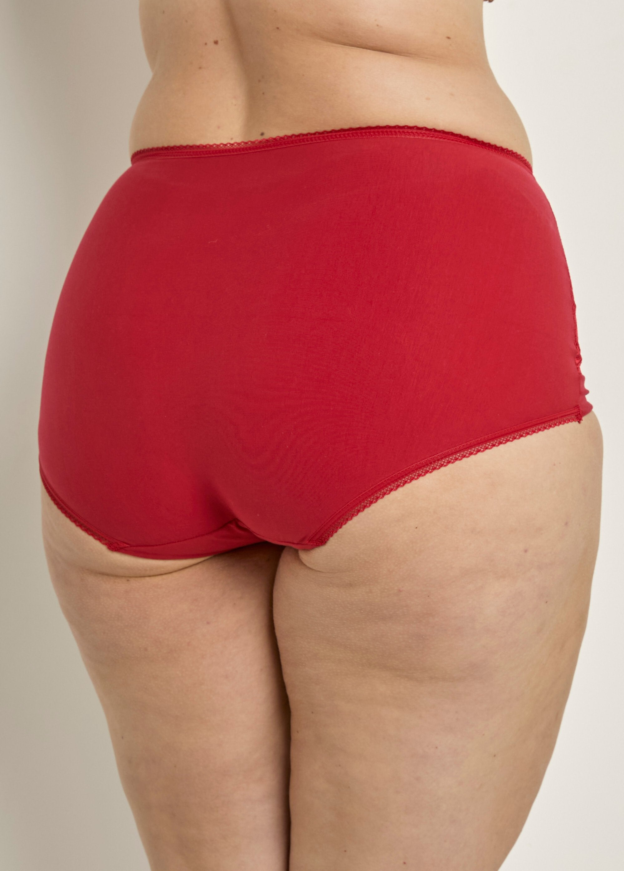 Miss_Mary®_-_Guaina_in_pizzo_a_vita_alta_Carmin_DO1_curvy