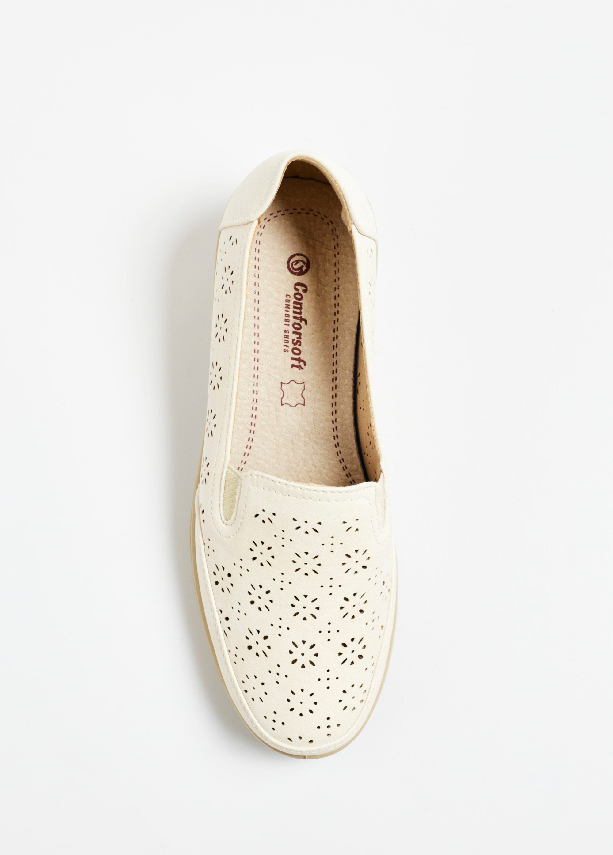 Mocassino_traforato_con_elastico_laterale_Beige_OV1_slim