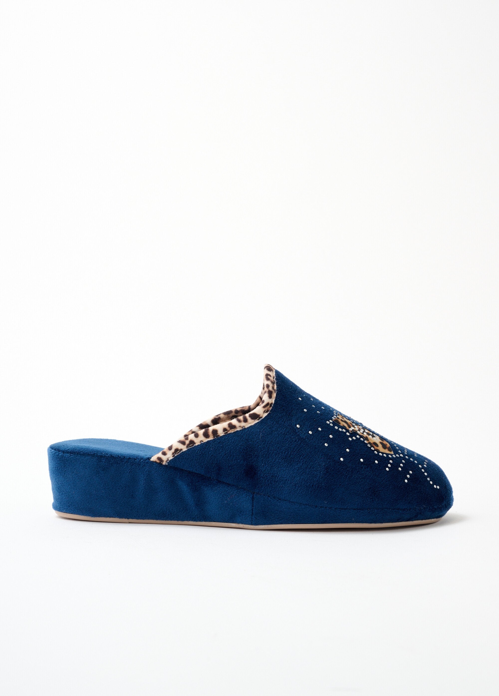 Mule_con_tocco_di_velluto_e_dettagli_in_strass_Marino_DR1_slim