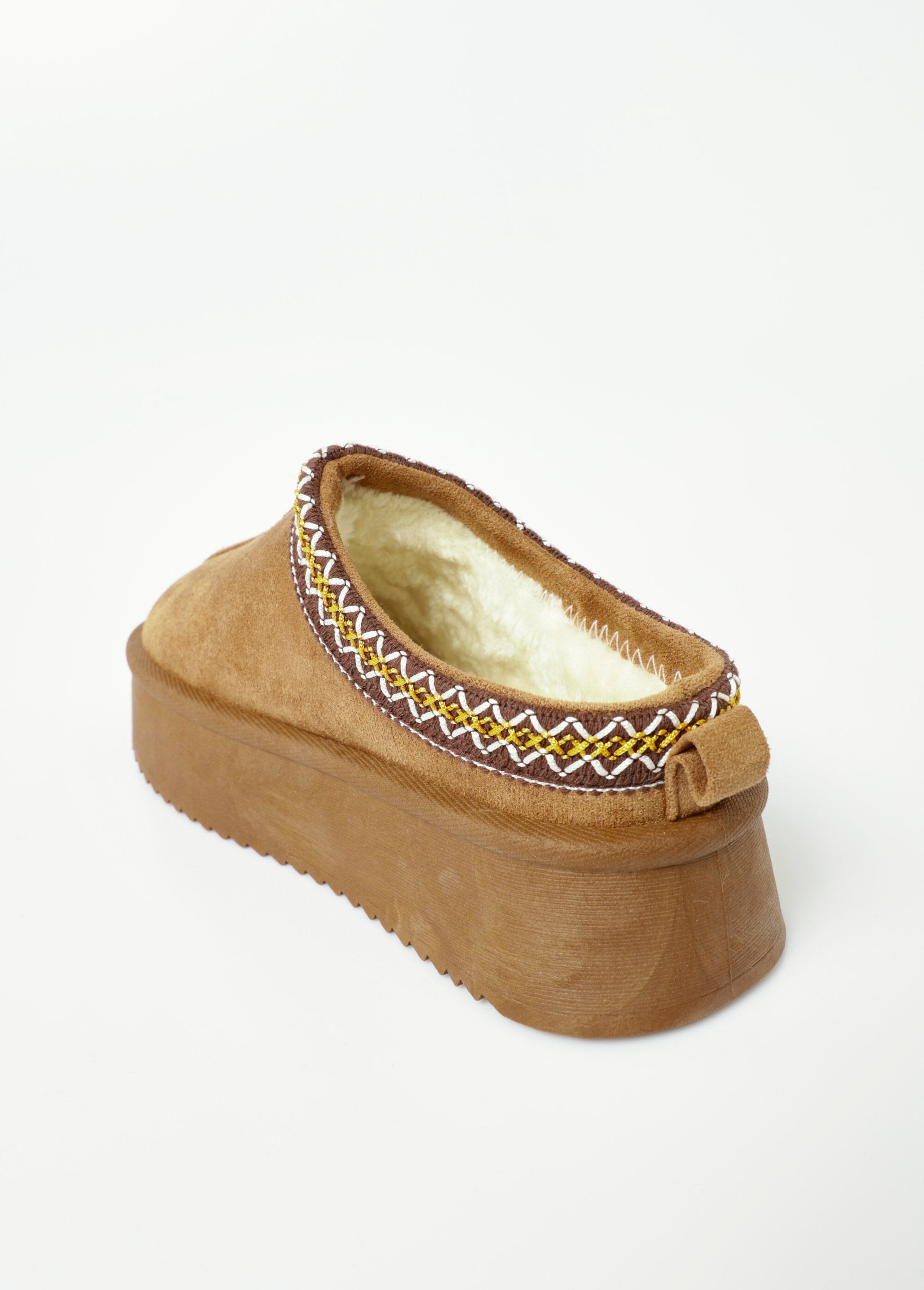 Mules_effetto_scamosciato_con_fodera_e_zeppa_Camel_DO1_slim