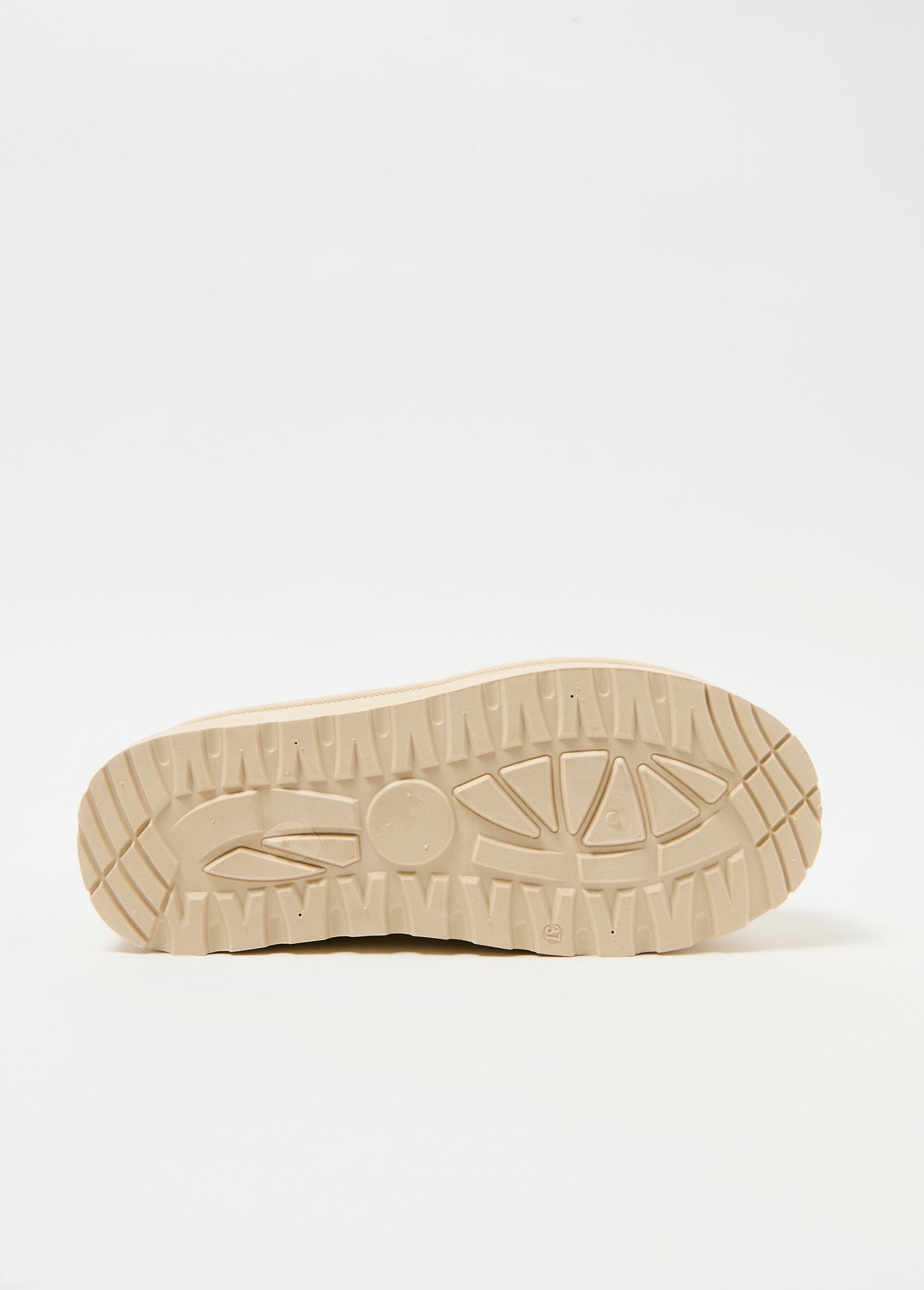 Mules_con_zeppa_in_stile_zoccolo_caldo_Beige_UN1_slim