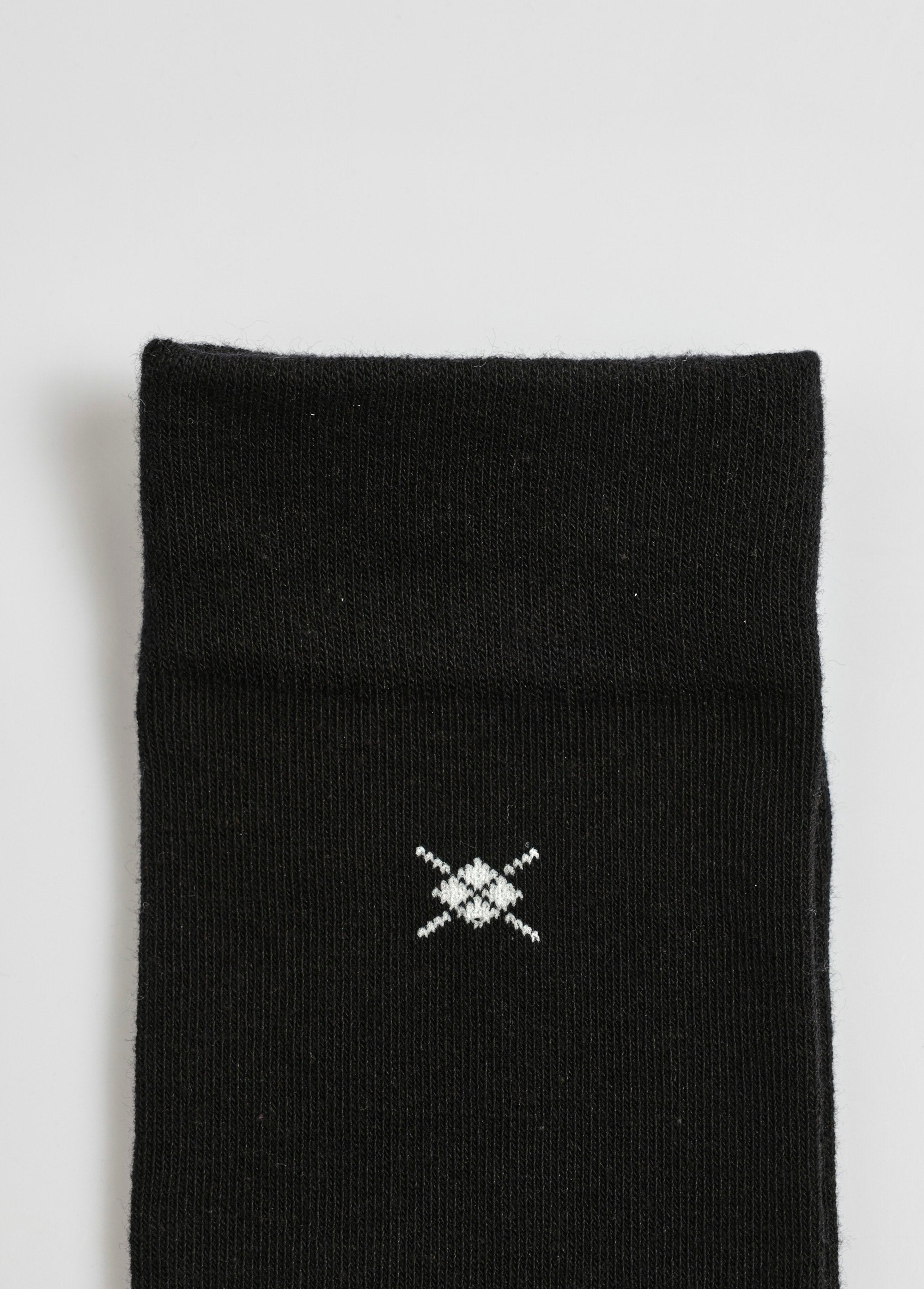 Un_paio_di_calzini_piccoli_a_fantasia_Assortis_noir_DE3_slim