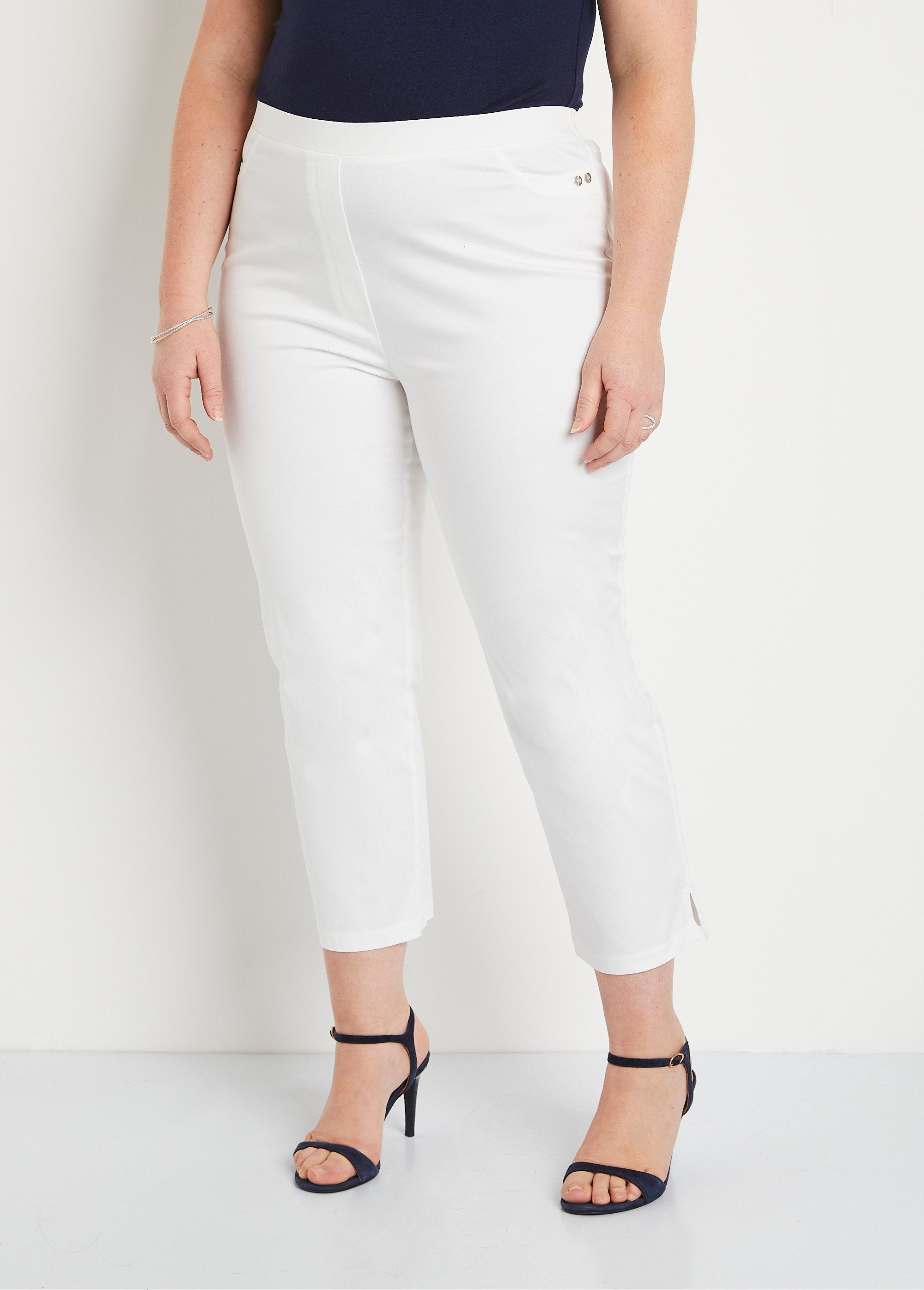 Pantaloncini_in_raso_semi-elasticizzati_BIANCO_FA1_curvy
