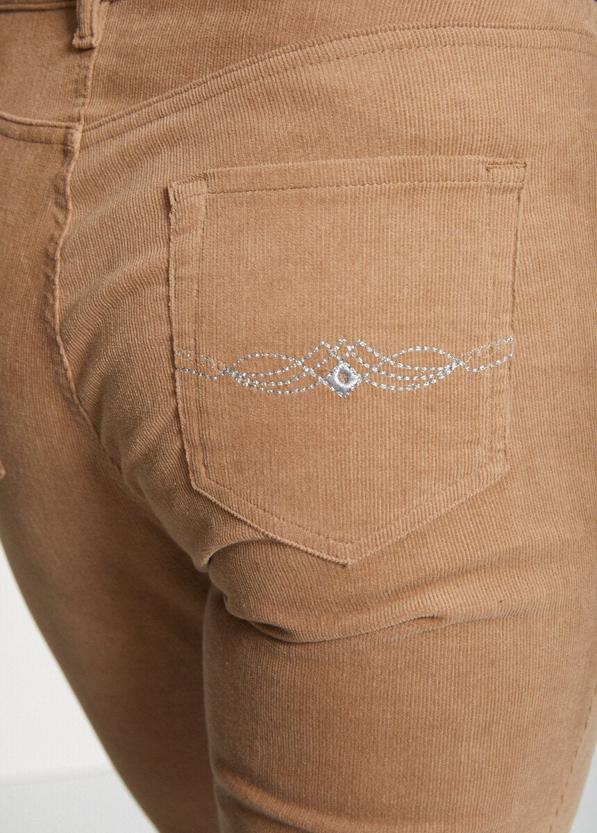 Pantaloni_5_tasche_in_velluto_a_coste_millerighe_Grege_DE1_slim
