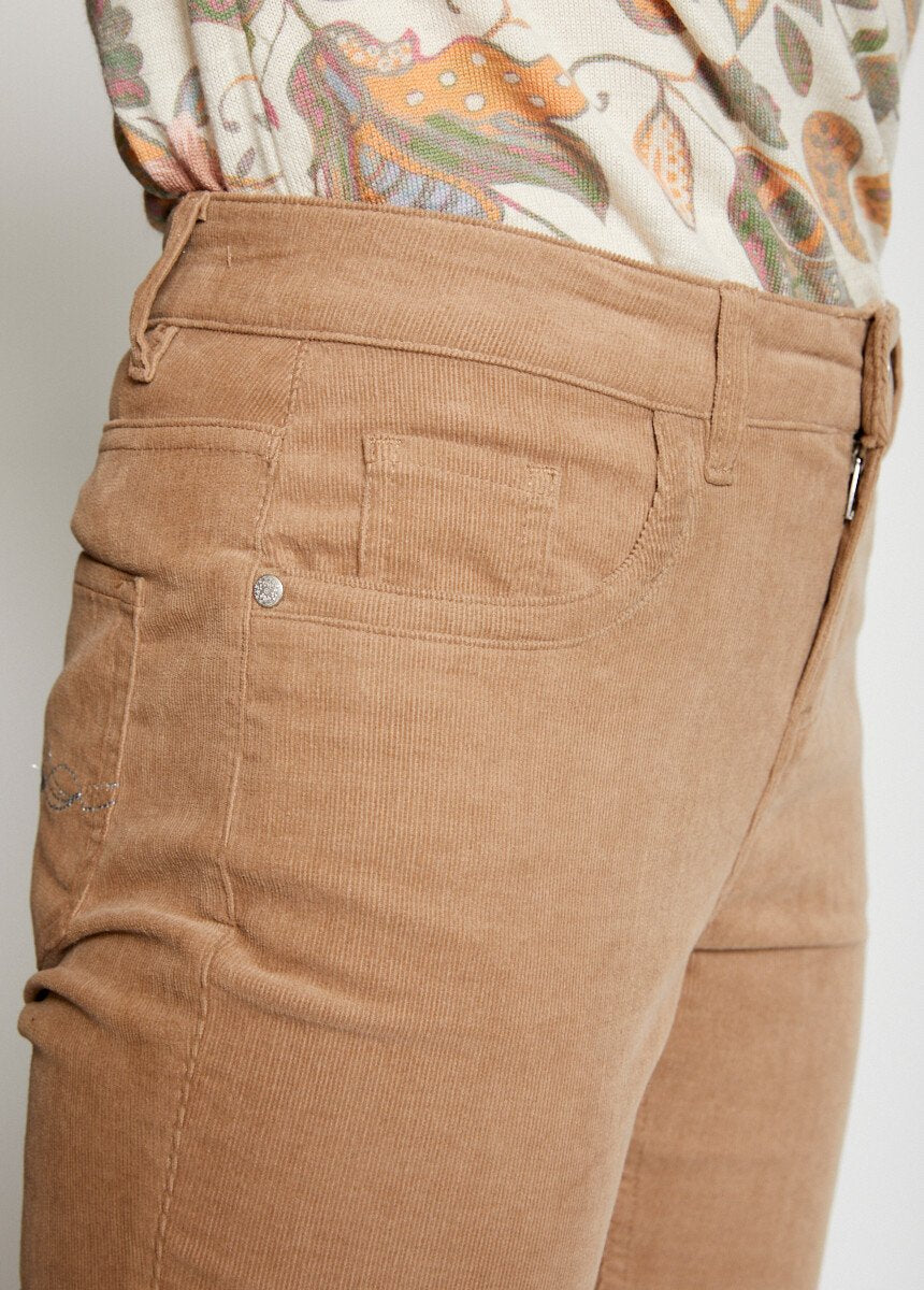 Pantaloni_5_tasche_in_velluto_a_coste_millerighe_Grege_DE2_slim